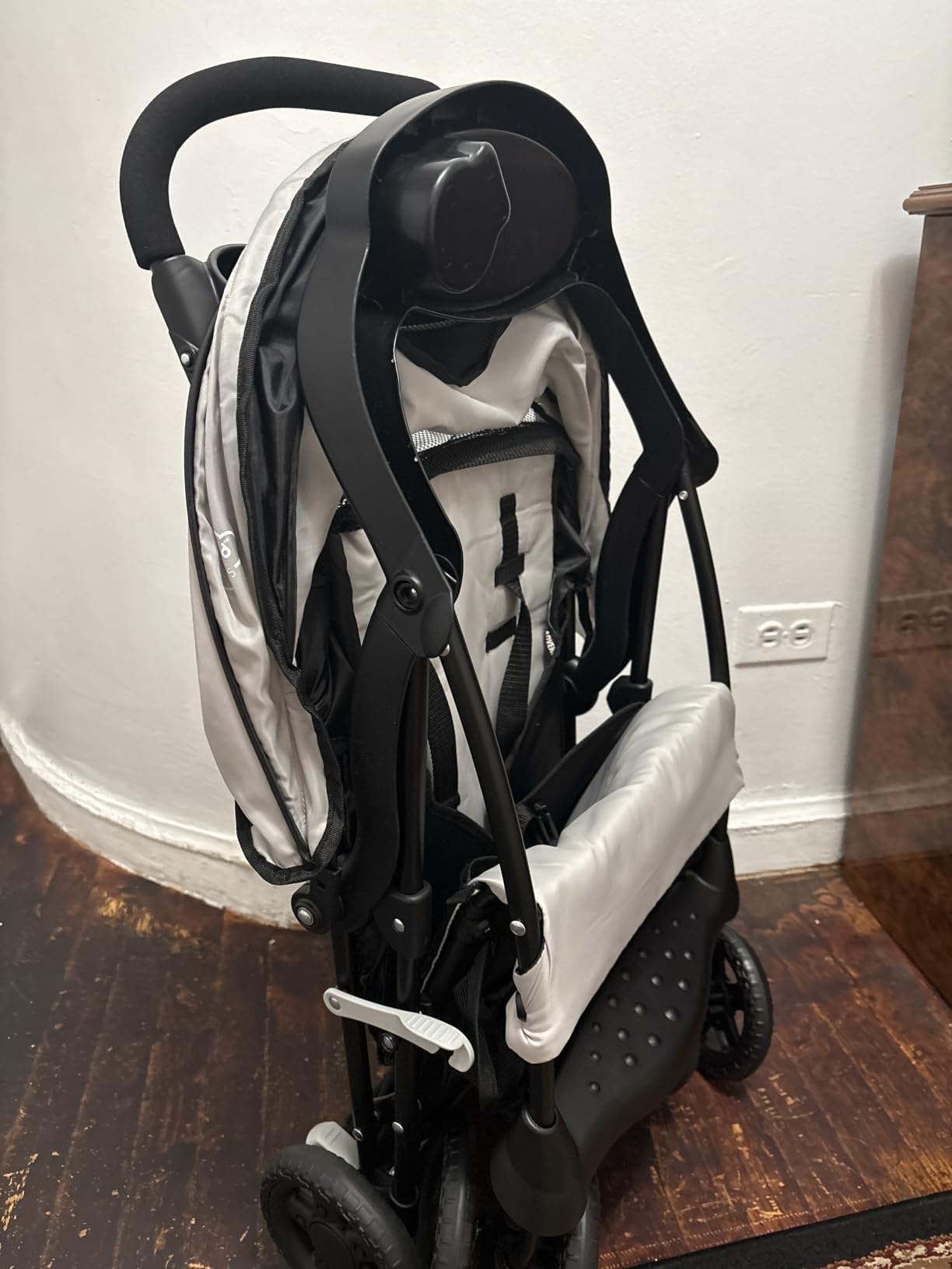 Kolcraft Baby Toddler Cloud Plus Umbrella Stroller, Lightweight and Compact customer photo 2
