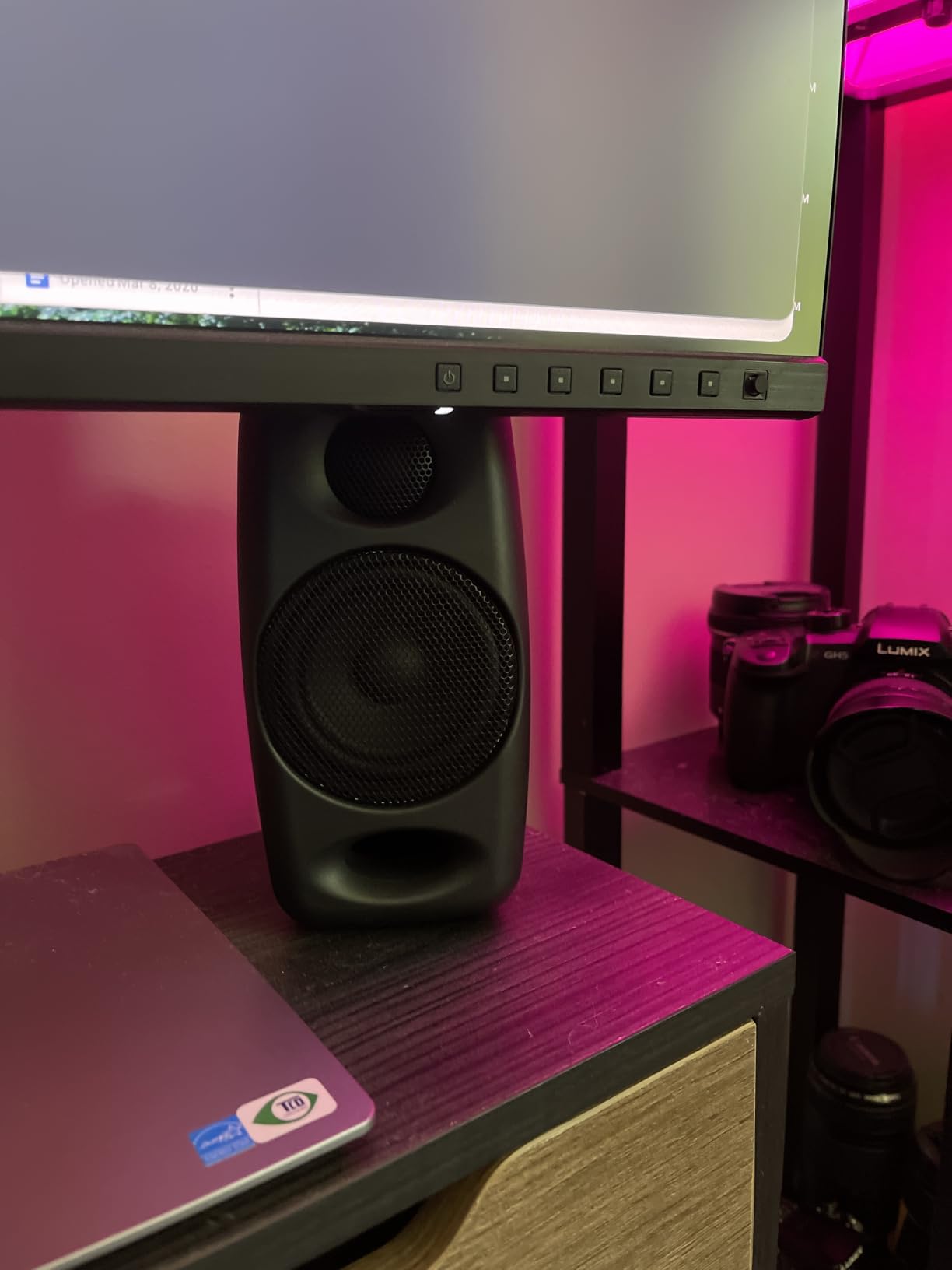 IK Multimedia iLoud Micro Monitor 50W Portable Wireless Bluetooth Studio Reference Monitors customer photo 2