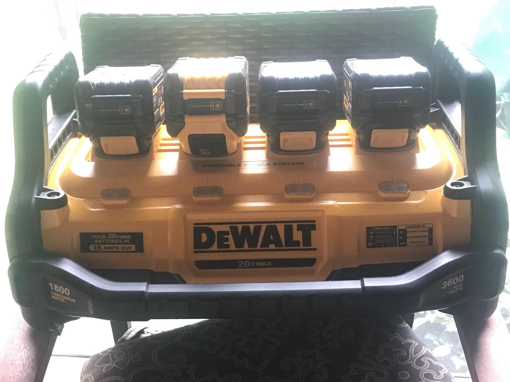 DEWALT DCB1800B FLEXVOLT Portable Power Station (Tool Only) customer photo 2