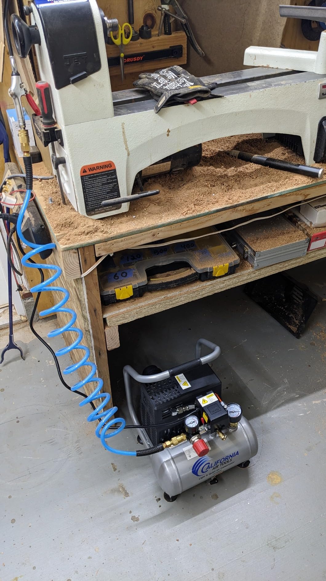 California Air Tools CAT-1P1060S Light & Quiet Portable Air Compressor, 1 Gallon Steel Tank, .6 HP, 56 dBA customer photo 2