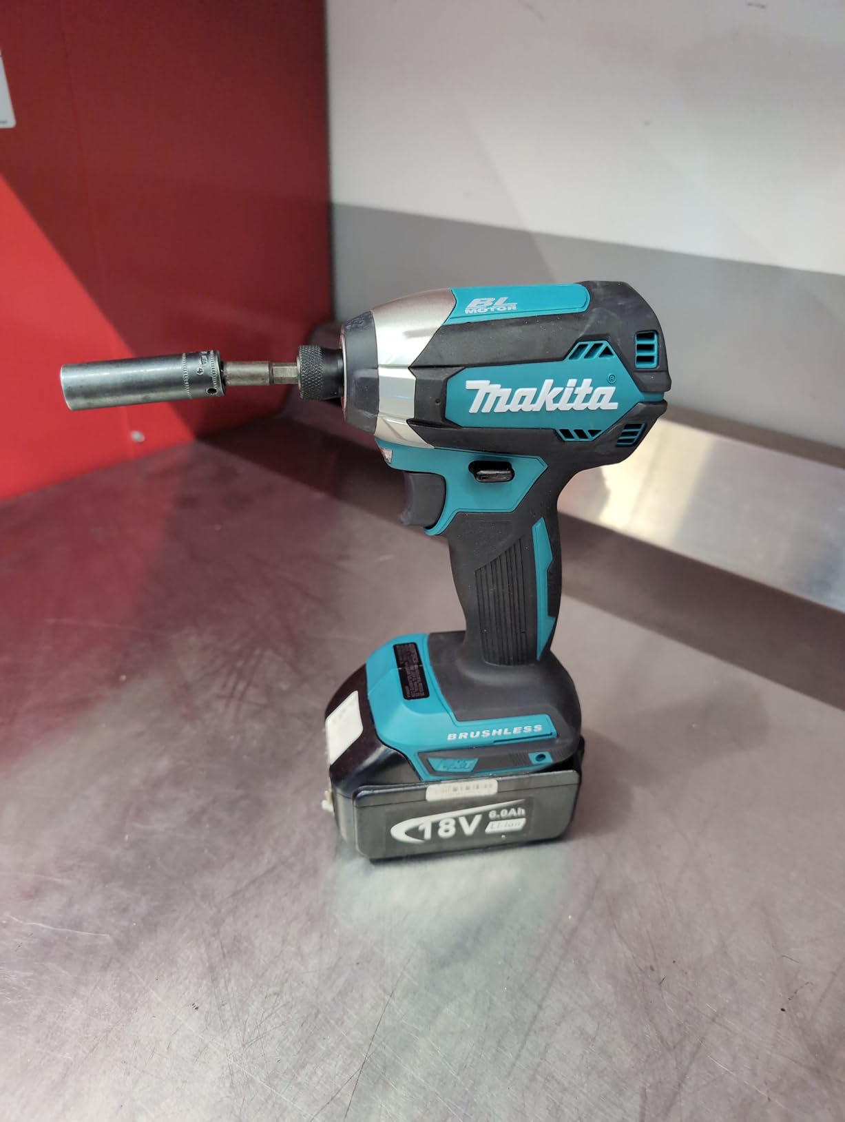Makita XDT13Z 18V LXT Lithium-Ion Brushless Cordless Impact Driver, Tool Only customer photo 1
