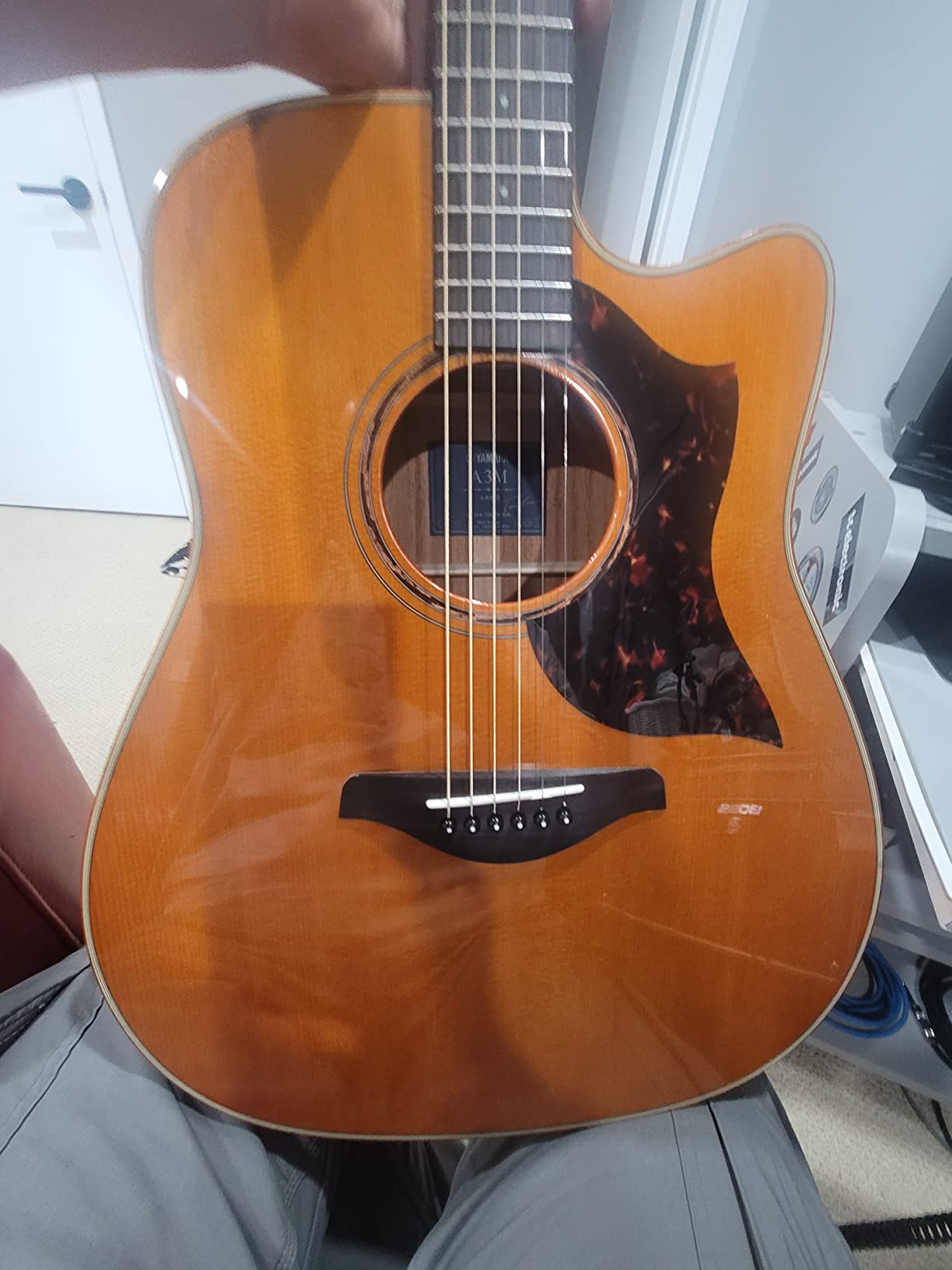 Yamaha A-Series A1M Acoustic-Electric Guitar, Vintage Natural customer photo 2