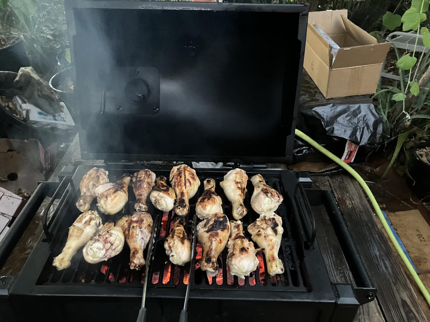 Oklahoma Joe's Rambler Portable Tabletop Charcoal Grill, 218 Sq. In. Cooking Space, Heavy-Duty Steel Construction, Cast Iron Grates, Built-In Temperature Gauge customer photo 1