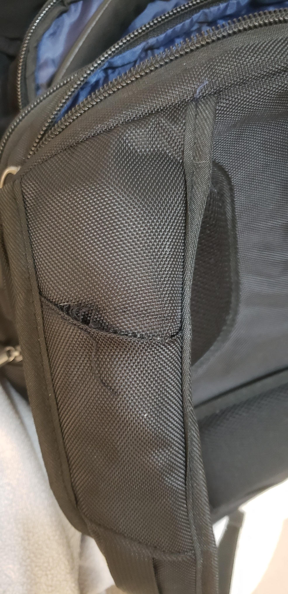 Kenneth Cole Reaction ProTec Travel Business Backpack 17
