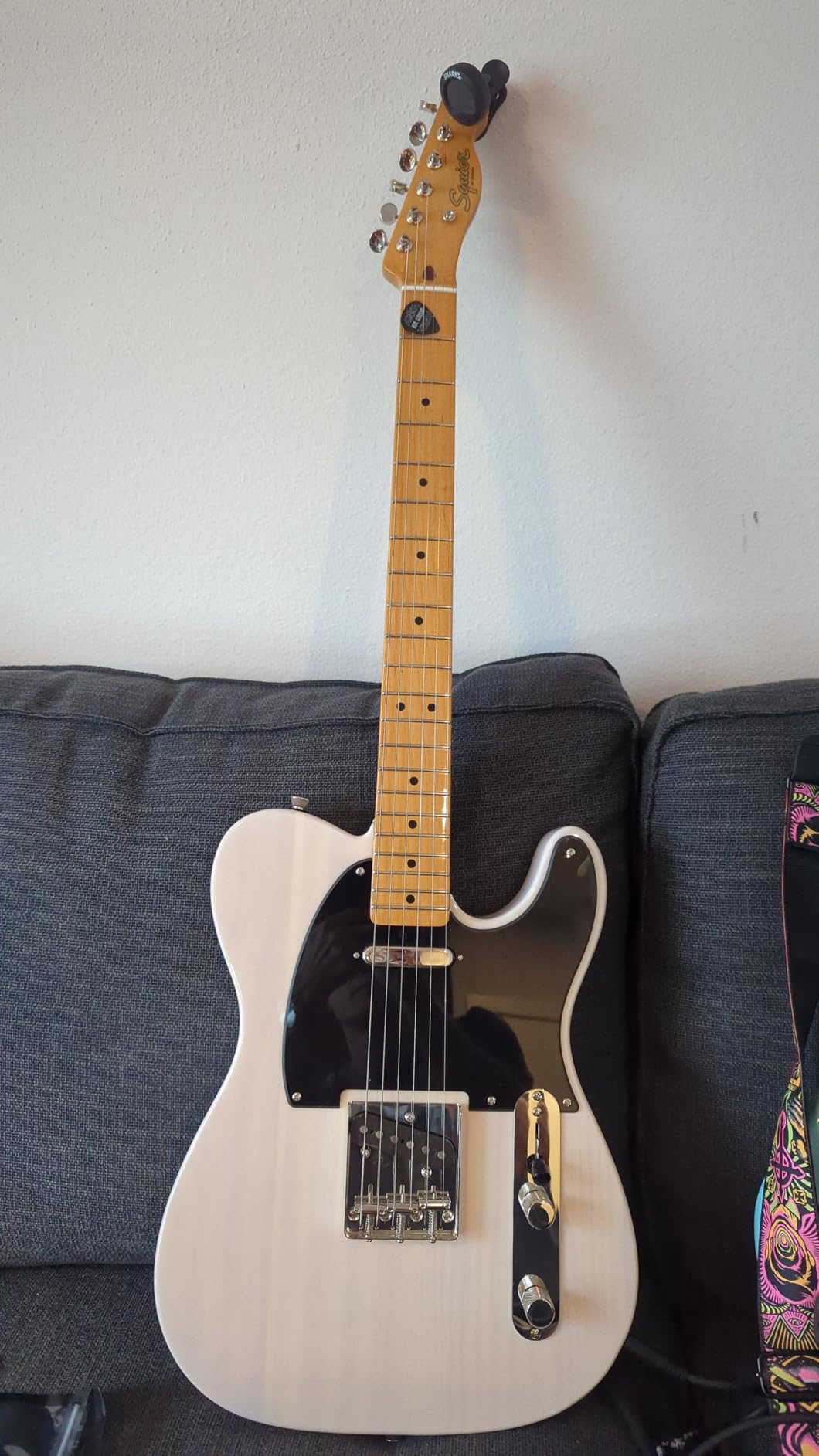 Squier Classic Vibe 50s Telecaster Electric Guitar, Butterscotch Blonde, Maple Fingerboard | Pine Body, Maple Neck and Fingerboard, Fender-Designed Alnico Single-Coil Pickups, 21 Frets, 25.5 Scale, Vintage-Style Bridge customer photo 1