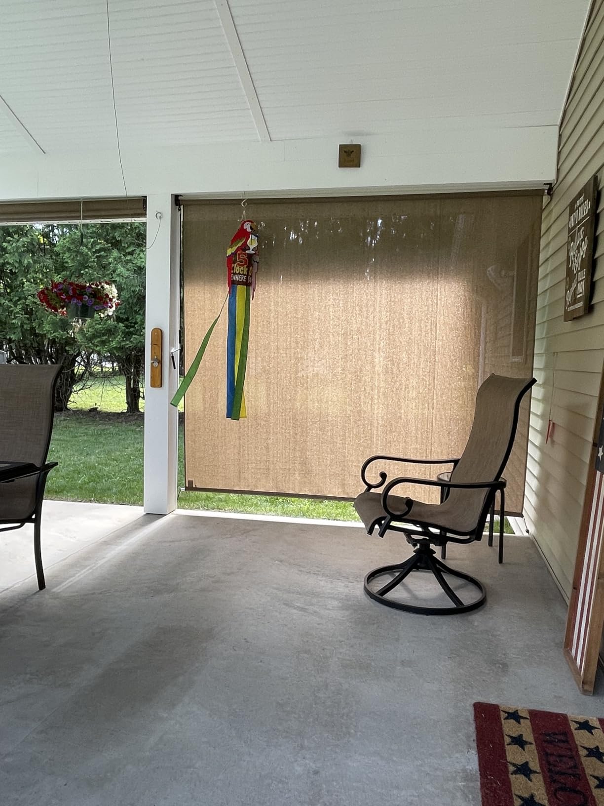 Outdoor Roller Shade with Wand - 90% UV Block Breathable Light Filtering Shade for Patio or Porch, Fade-Resistant, Easy-Clean Fabric, 4ft x 6ft, Mocha customer photo 1