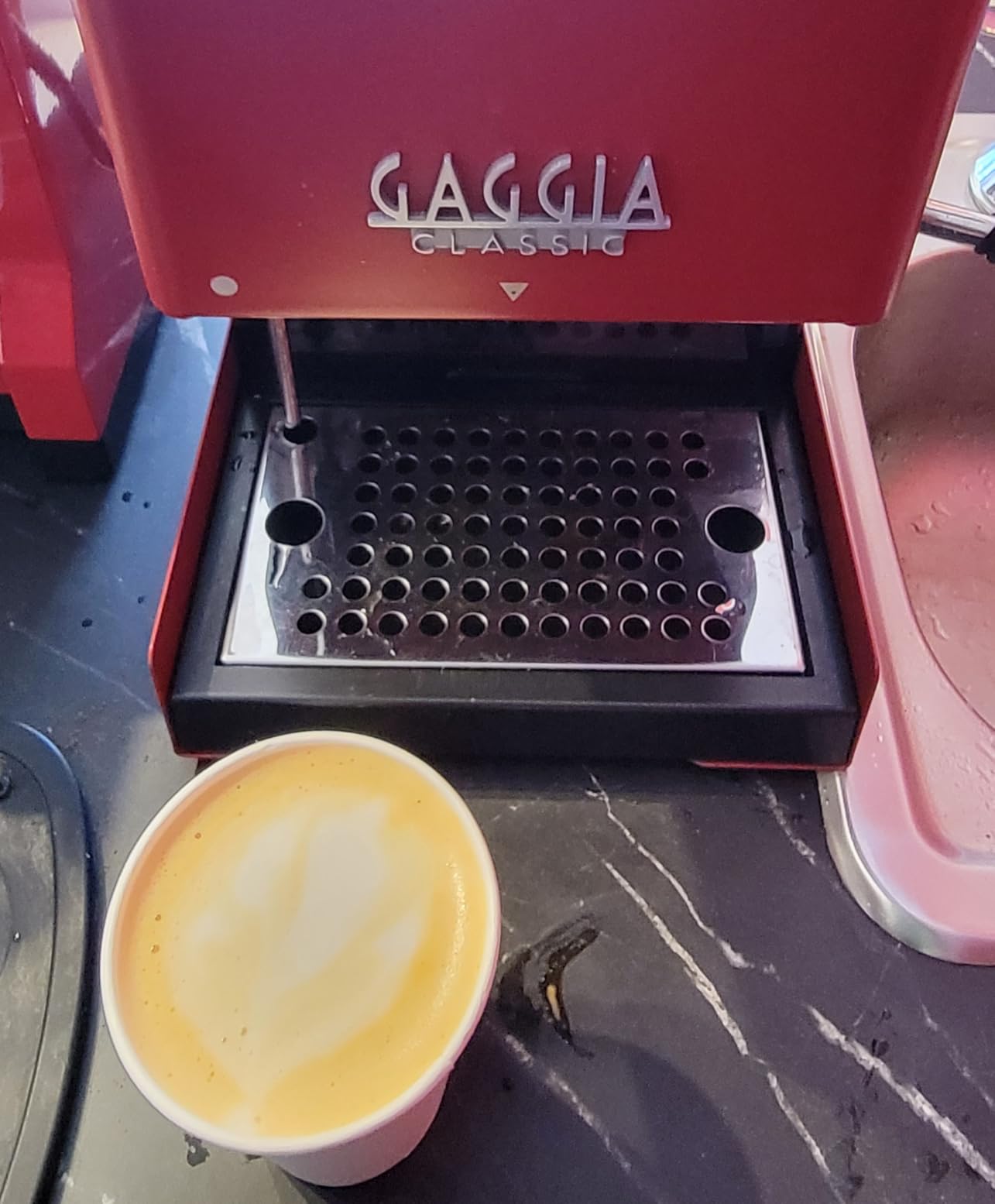 Gaggia RI9380/47 Classic Pro Espresso Machine, Cherry Red customer photo 2