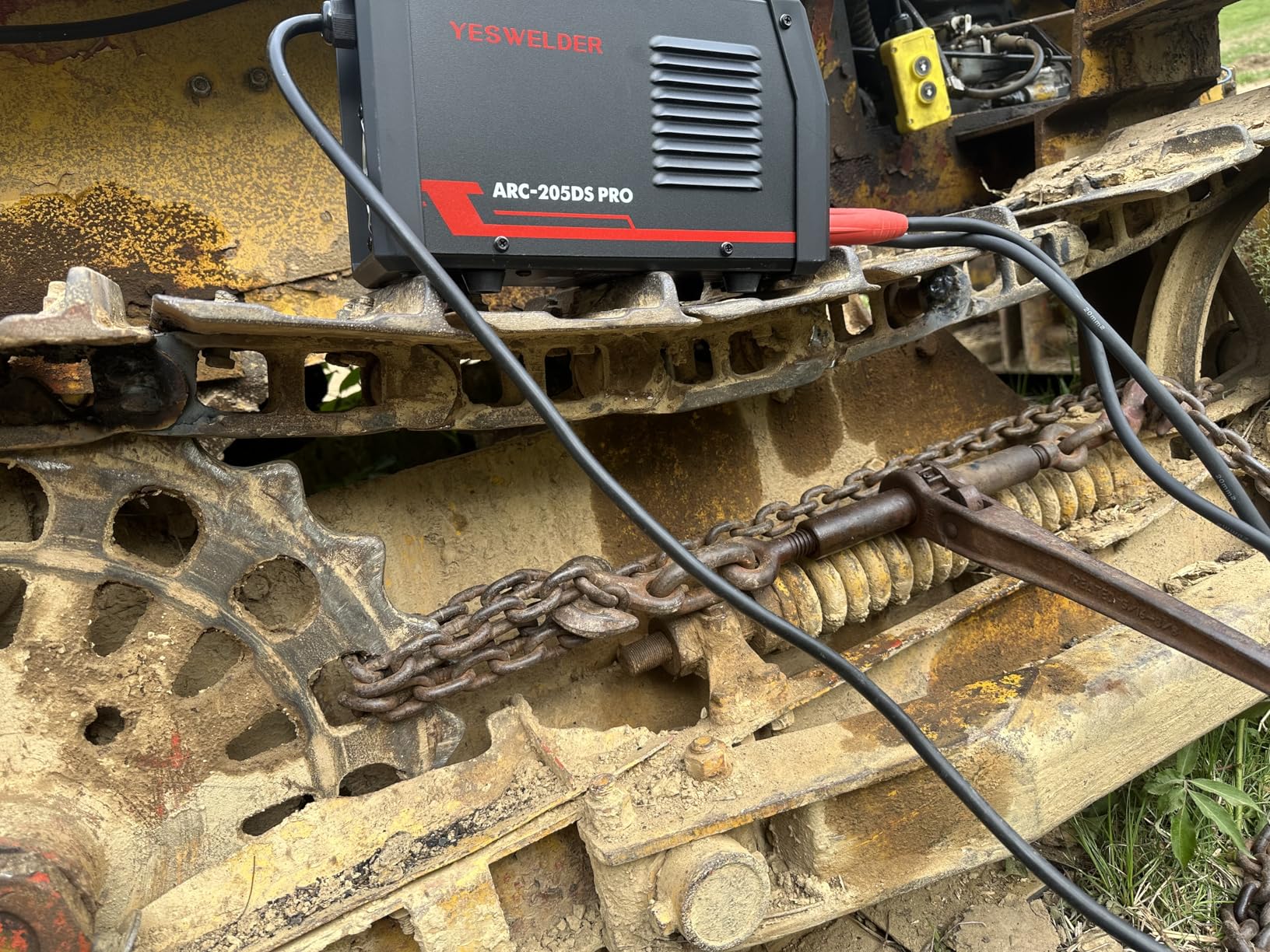 YESWELDER 205Amp Stick Welder Digital Inverter IGBT ARC Welding Machine customer photo 2