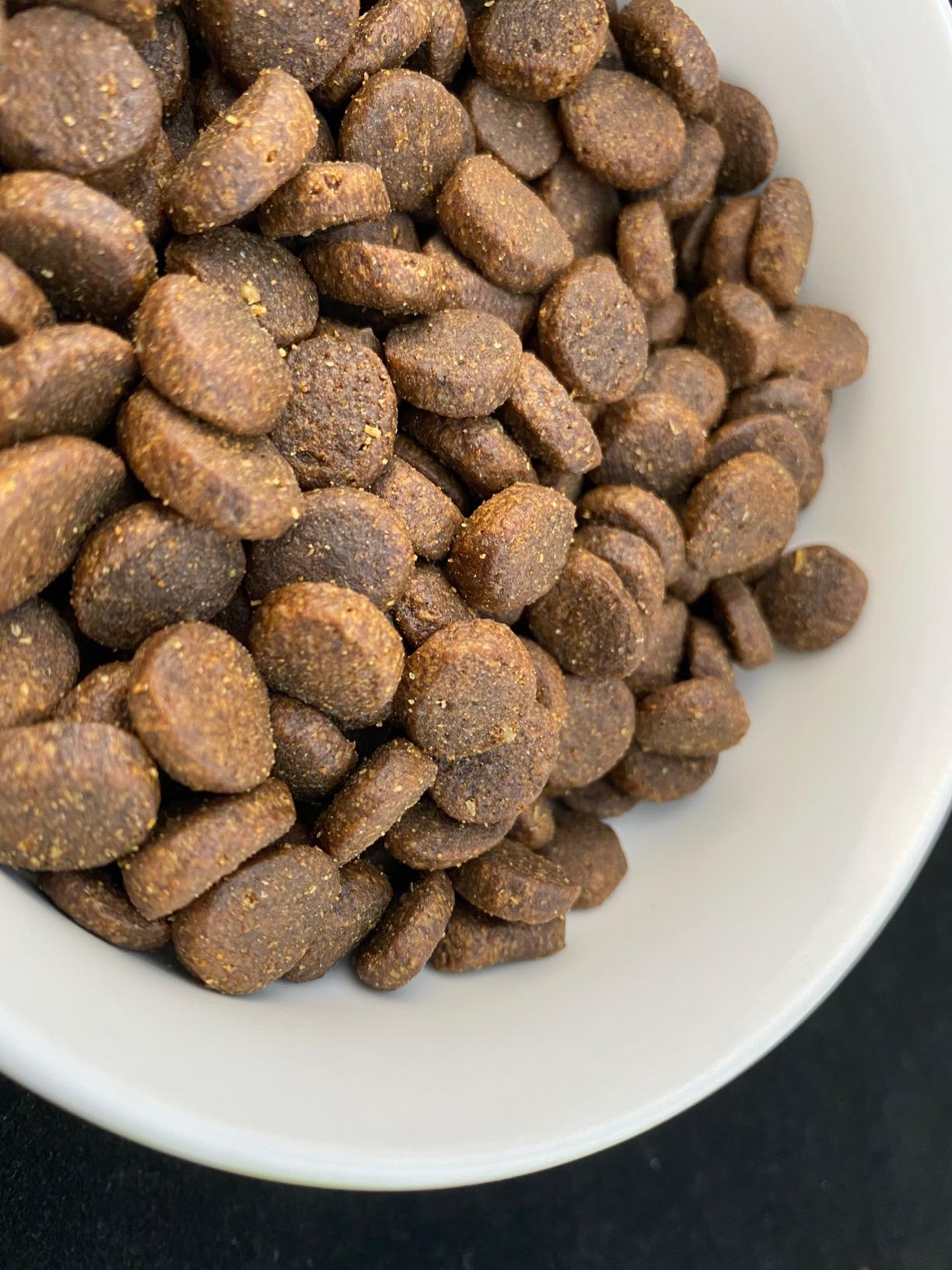 ACANA Limited Ingredient High Protein Dry Dog Food Duck & Pear, 4.5lb Bag | Grain Free, Made in the USA, Limited Ingredient customer photo 2