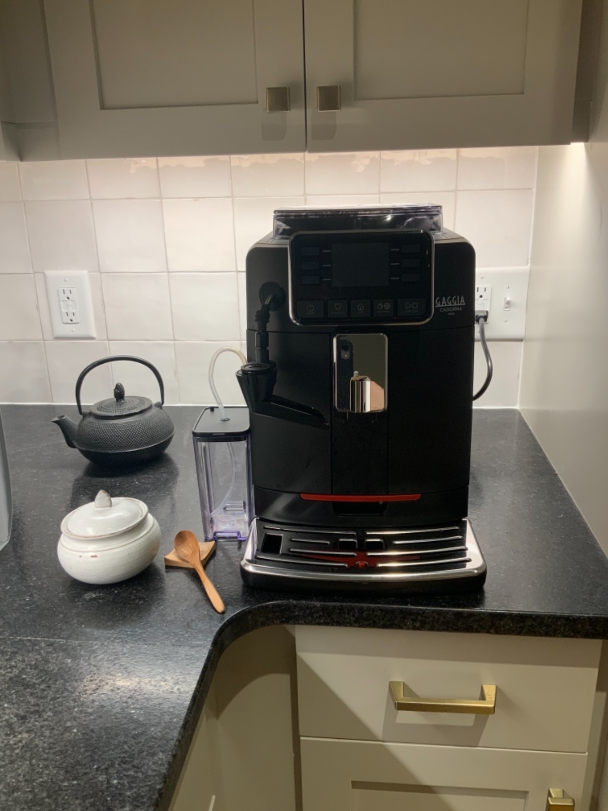 Gaggia Cadorna Milk Super-Automatic Espresso Machine, 60.8 fluid ounces, Black, Medium customer photo 1