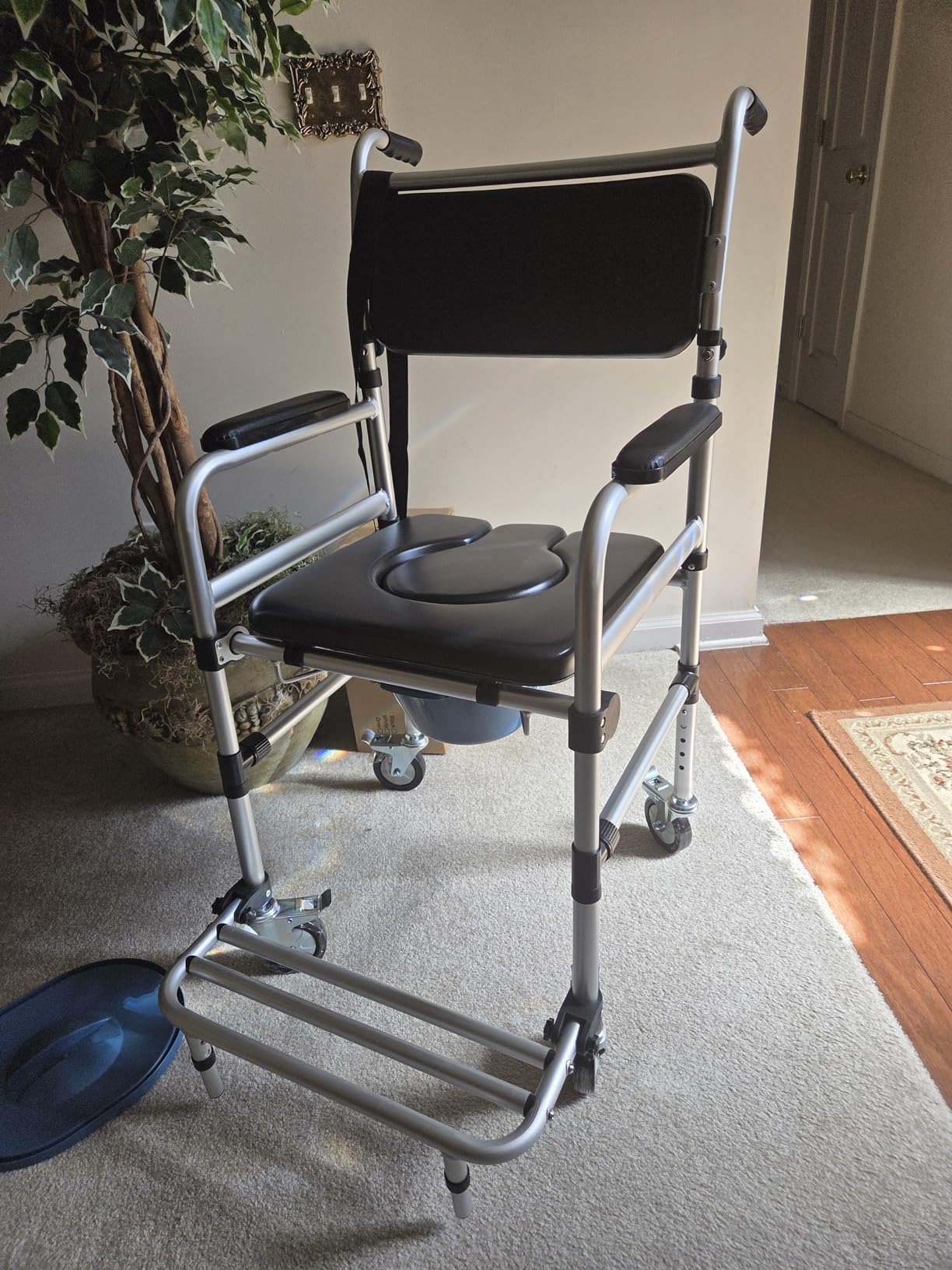 Giantex 3 in 1 Lightweight Shower Commode, Transport Bedside Commode with Wheels, Adjustable Height and Pedal, Shower Wheelchair for Elder, Disabled People customer photo 1