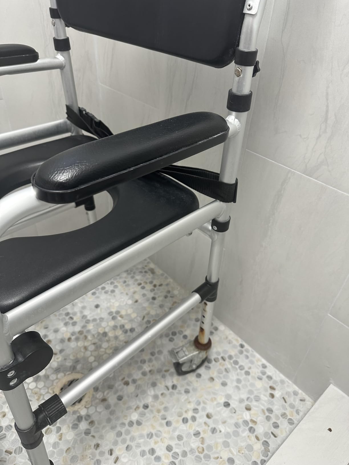 Giantex 3 in 1 Lightweight Shower Commode, Transport Bedside Commode with Wheels, Adjustable Height and Pedal, Shower Wheelchair for Elder, Disabled People customer photo 2