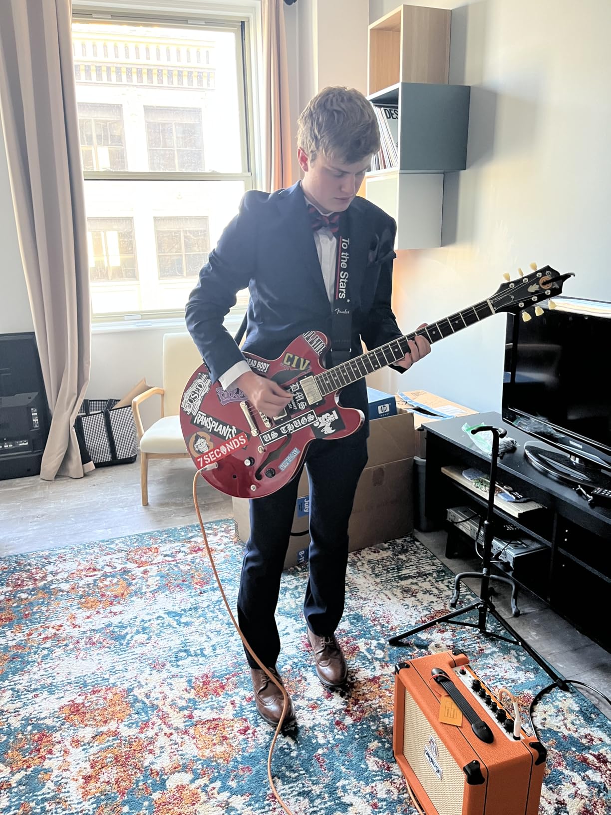 Epiphone ES335 Semi Hollowbody, Cherry customer photo 1