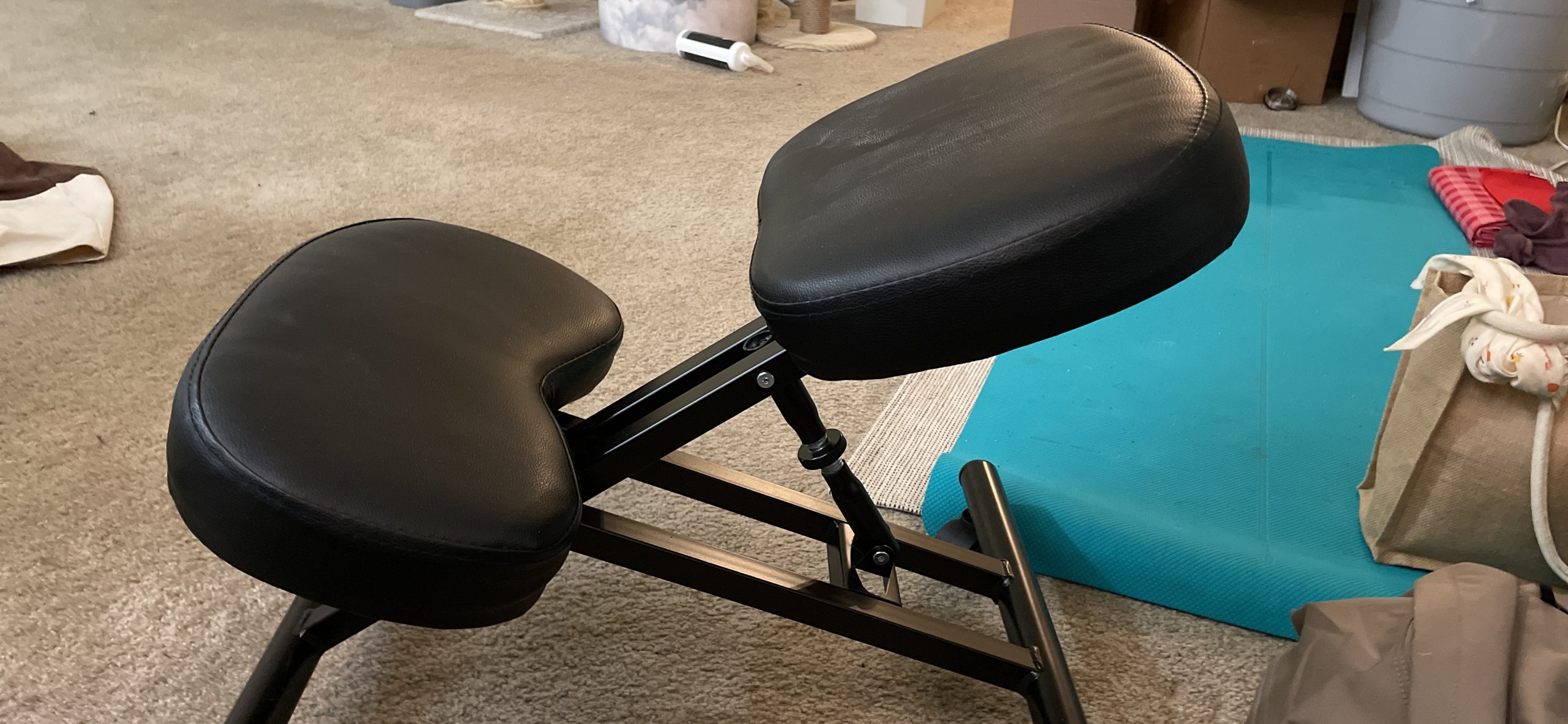Yaheetech Ergonomic Kneeling Chair, Adjustable Rolling Knee Stool, Black customer photo 2