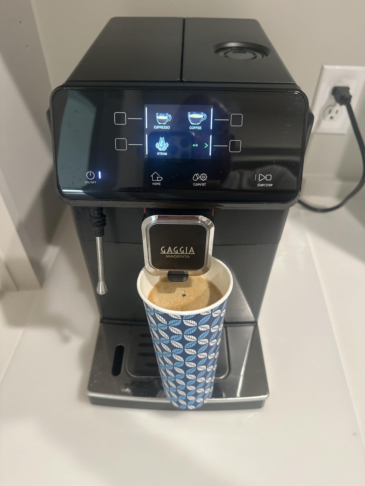 Gaggia Magenta Plus Super-Automatic Espresso Machine, 60 ounces, Black customer photo 1