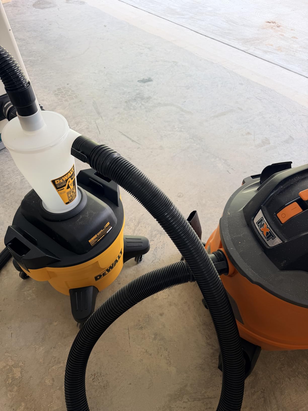 DEWALT 6 Gallon Dust Separator for Wet/Dry Shop Vacuums,DXVCS002 customer photo 2