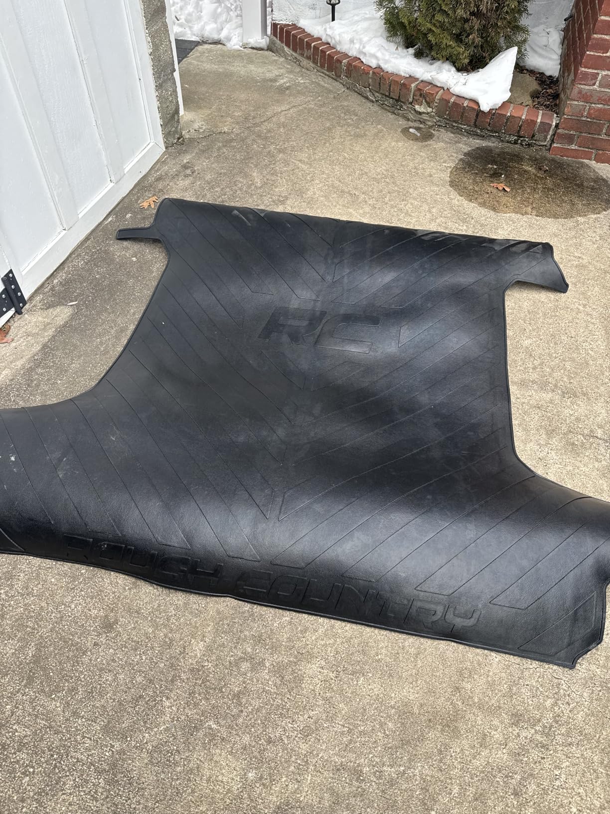 Rough Country Truck Bed Mat for Chevy Silverado & GMC Sierra 1500 (2019-2026) - Fits 5'10