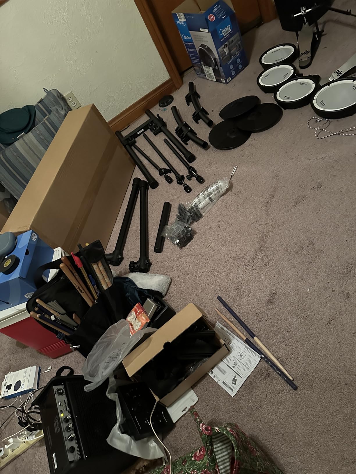Roland TD-07DMK Electronic V-Drums Kit - Legendary Double-Ply All Mesh Head kit with superior expression and playability - Bluetooth Audio & MIDI - 40 FREE Melodics Lessons | Td-07 Module, Pdx-8 Snare, 3× Pdx-6a Toms, Kd-2 Kick, Cy-5 Cymbals, Bluetooth and USB, 25 Presets customer photo 2