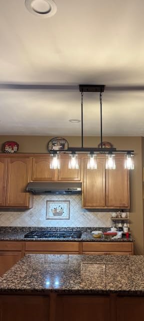 Farmhouse Kitchen Island Light Fixtures, Dining Room Light Fixture, 5-Light Modern Farmhouse Linear Chandelier Design, Over Dining Tables & Kitchen Islands, Black Metal Wood Frame Clear Glass Shade customer photo 1
