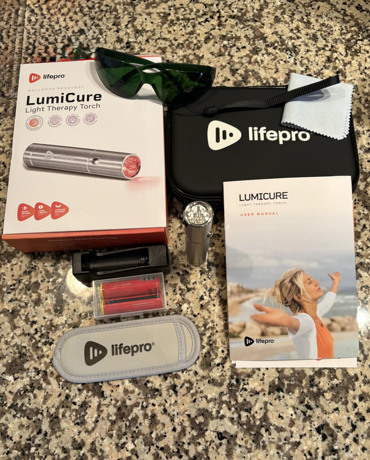 LifePro Near Infrared Red Light Therapy for Body Joints & Muscles Wellness Support, Lumicure Portable Red Light Therapy Torch with 630nm, 660nm, 850nm LEDs - Support Daily Relaxation and Comfort customer photo 1