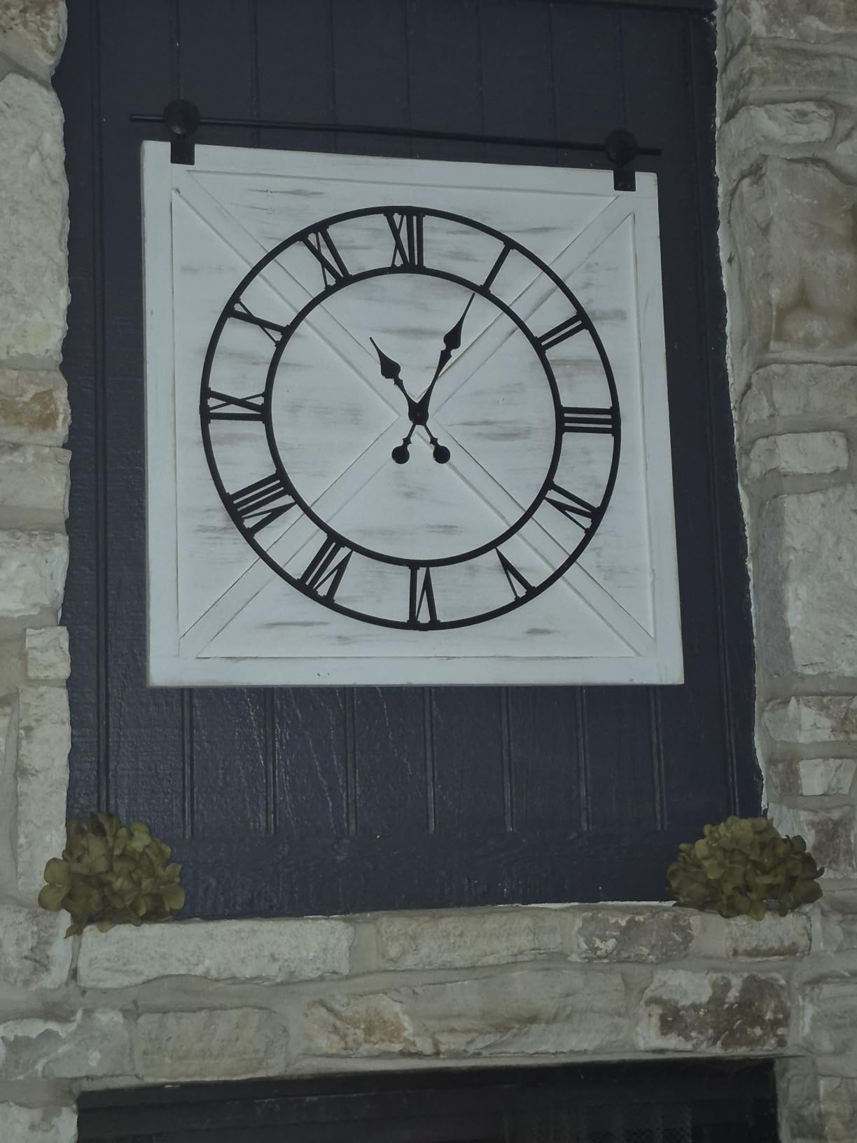 FLORA Large Farmhouse Wall Clock,Rustic Barn Door Wall Clocks for Living Room Decor, Battery Operated 29.5