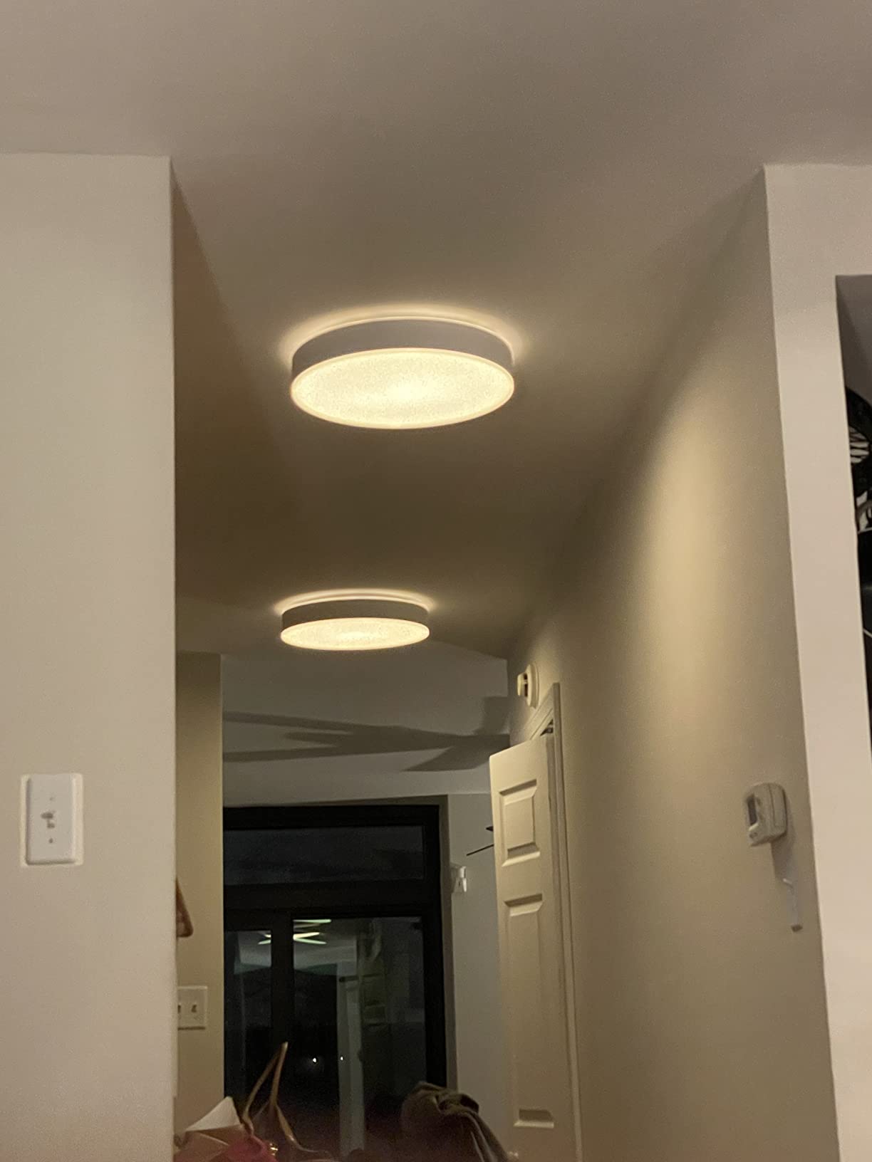 Philips Hue Enrave Medium Ceiling Lamp, White - White Ambiance Warm-to-Cool White Smart LED Light, 1 Pack, Control with Hue App, Compatible with Alexa, Google Assistant, Apple Homekit customer photo 1