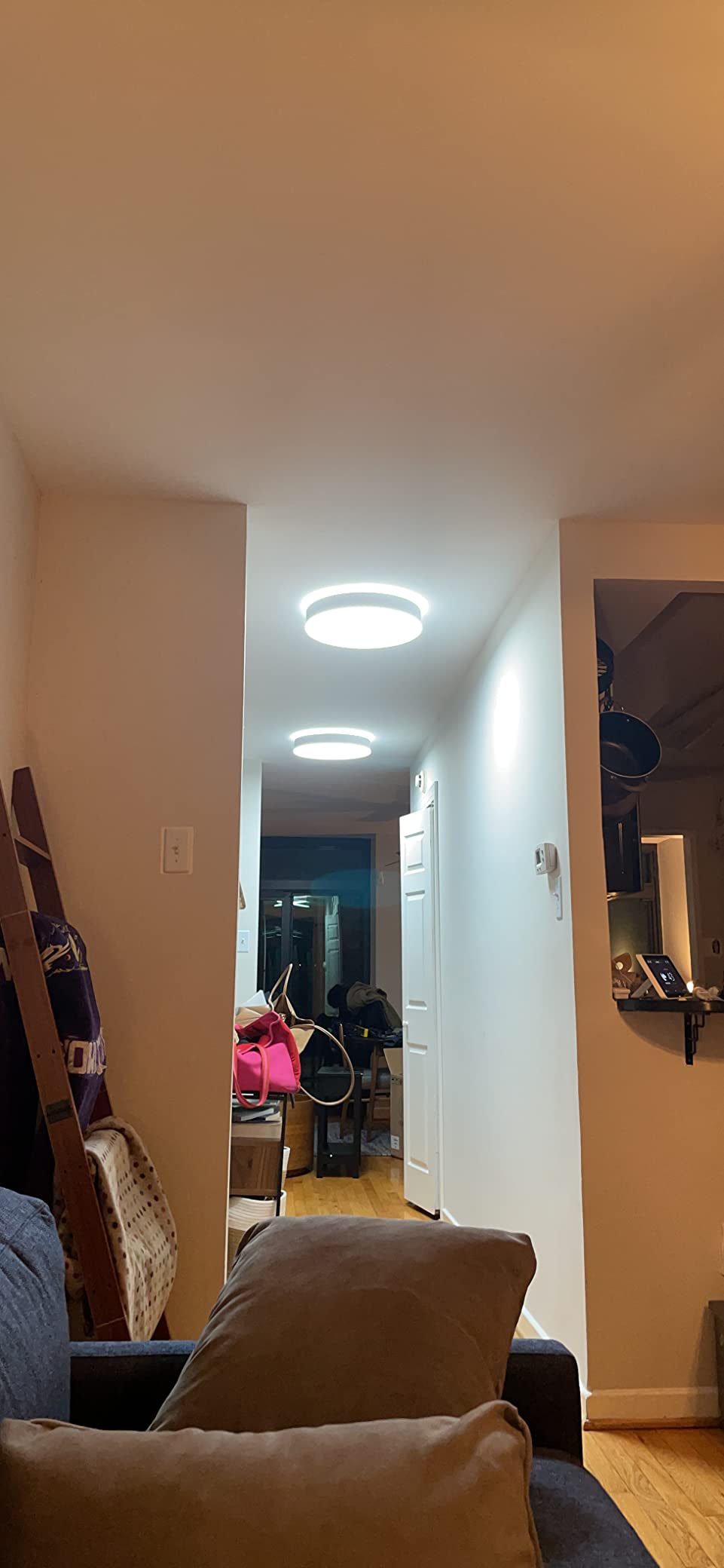 Philips Hue Enrave Medium Ceiling Lamp, White - White Ambiance Warm-to-Cool White Smart LED Light, 1 Pack, Control with Hue App, Compatible with Alexa, Google Assistant, Apple Homekit customer photo 2