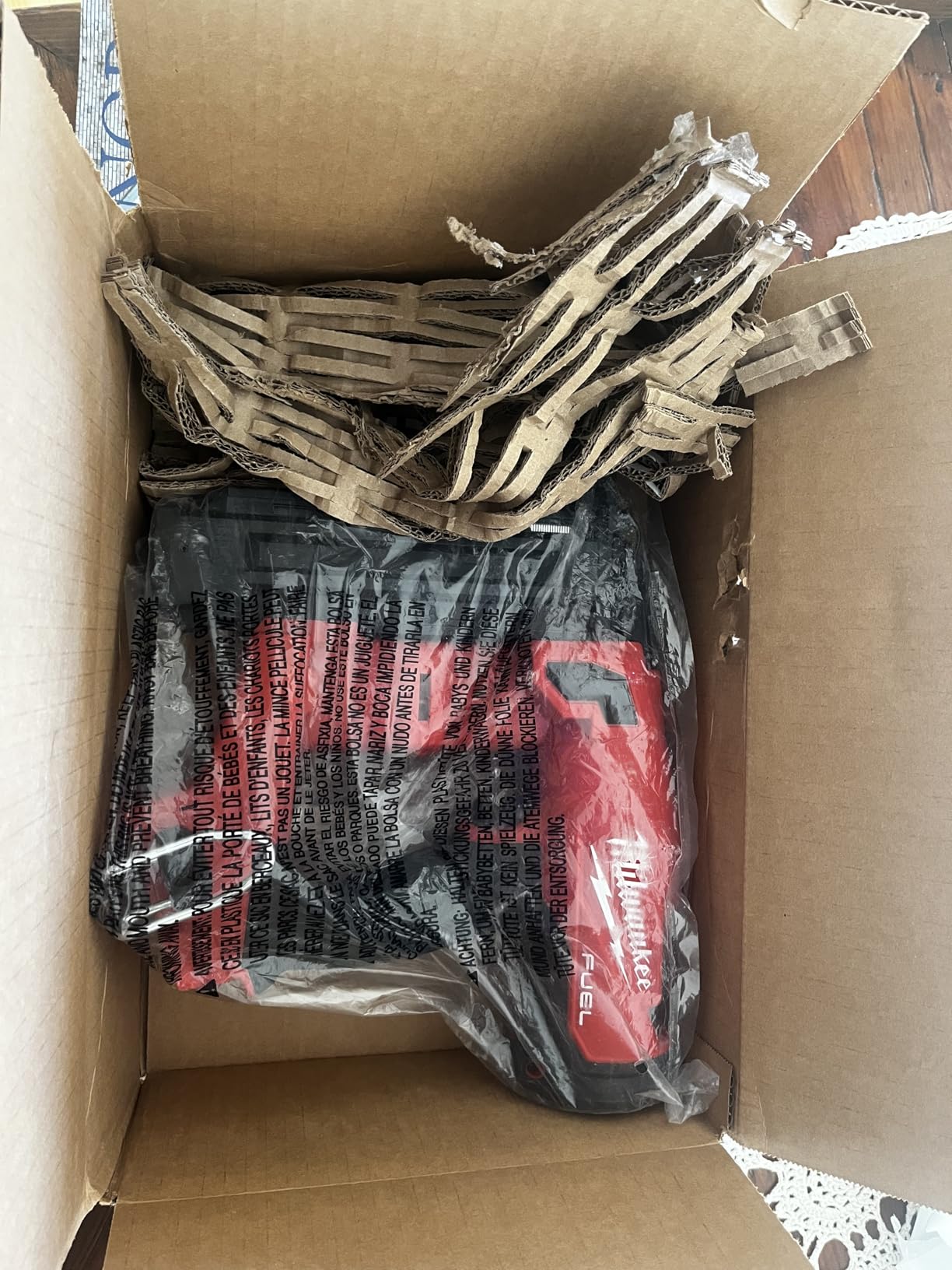 Milwaukee M18 FUEL 18-Volt Lithium-Ion Brushless Cordless Gen II 18-Gauge Brad Nailer customer photo 1