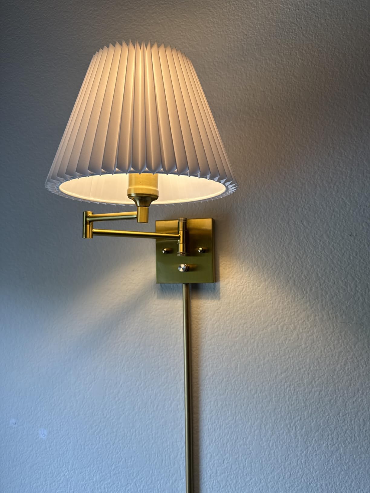 TRLIFE Dimmable Wall Sconce Plug in, Brushed Brass Wall Sconces Set of 2 Swing Arm Wall Lights with Plug in Cord and Dimmer On/Off Knob Switch, 11.8