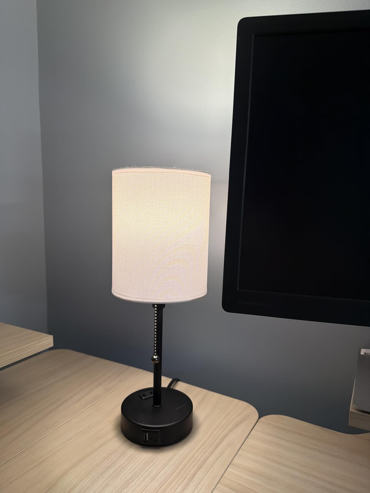 Small Bedside Table lamp for Bedroom - 3 Color Temperatures Bedside Lamps with USB C and A Ports, Pull Chain Table Lamps with AC Outlet, White Nightstand Lamps with Black Metal Base for Kids Reading customer photo 1