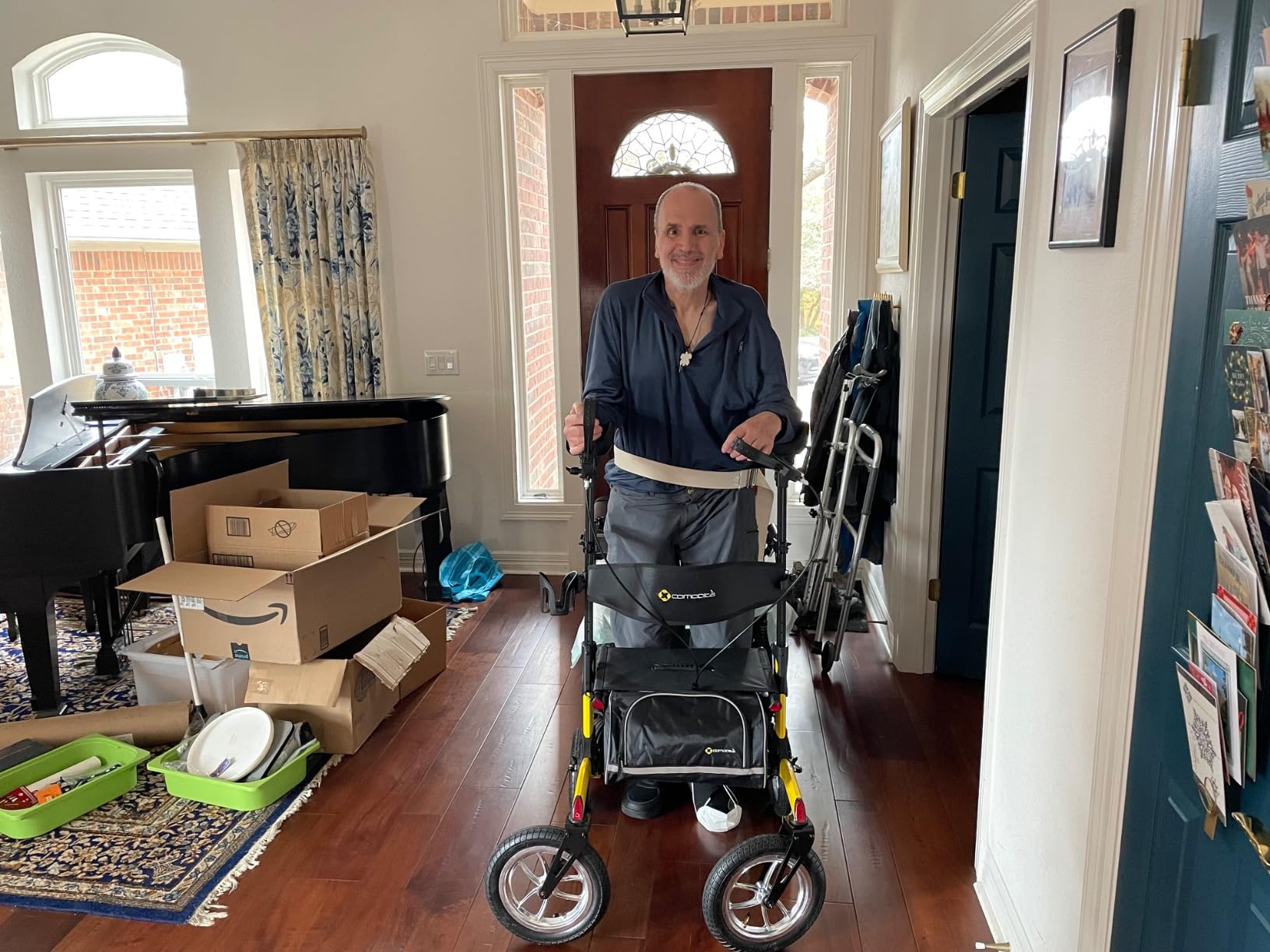 Comodità Tipo Stand Up Advance All Terrain Upright Rollator Walker with Seat and Pneumatic Tires, 4 Wheel Folding Rolling Walker for Adults and Seniors with Cup and Cane Holder, Modena Red customer photo 1