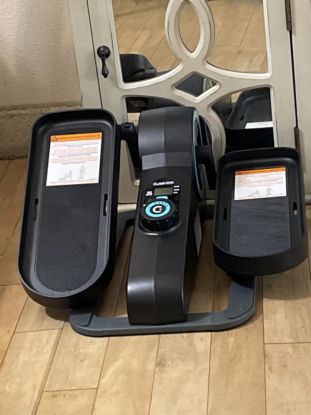 Cubii Move - Under Desk Elliptical Bike Pedal Exerciser Portable Seated Elliptical Machine W/Adjustable Workout Levels customer photo 1