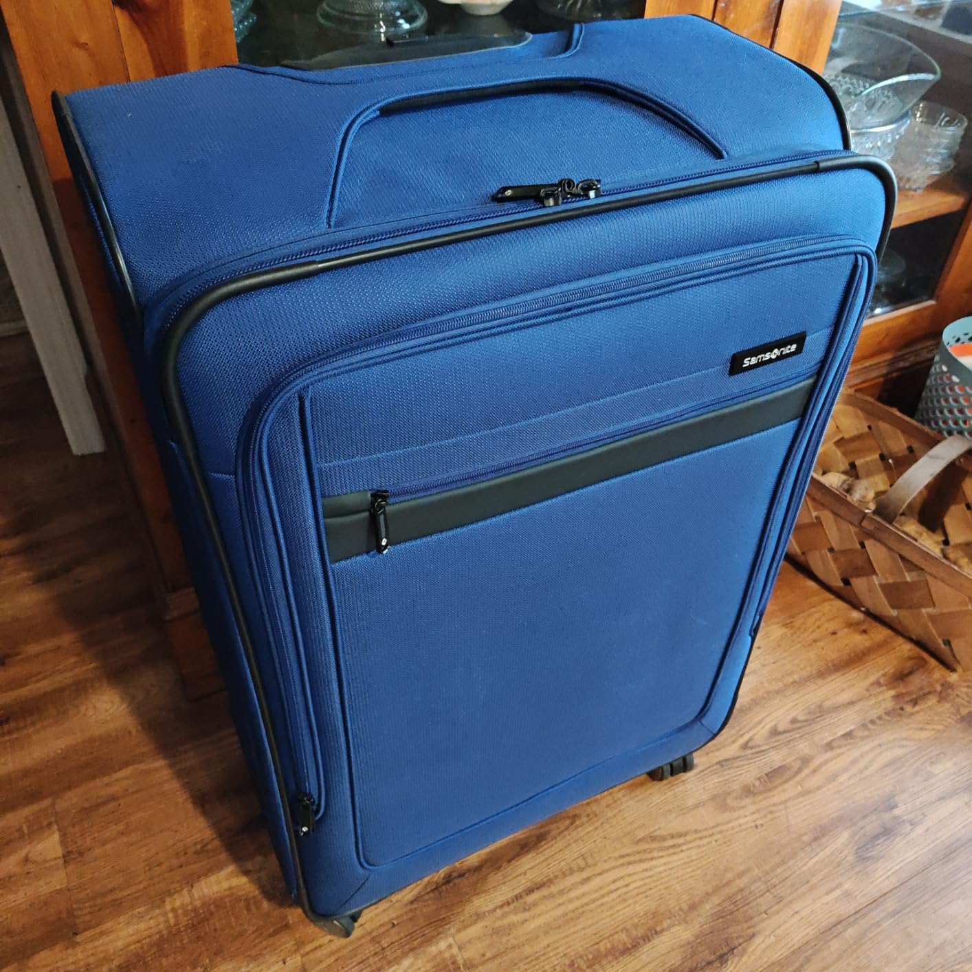 Samsonite Ascella 3.0 Softside Expandable Luggage with Spinner Wheels, 2W Garment Bag, Black customer photo 1