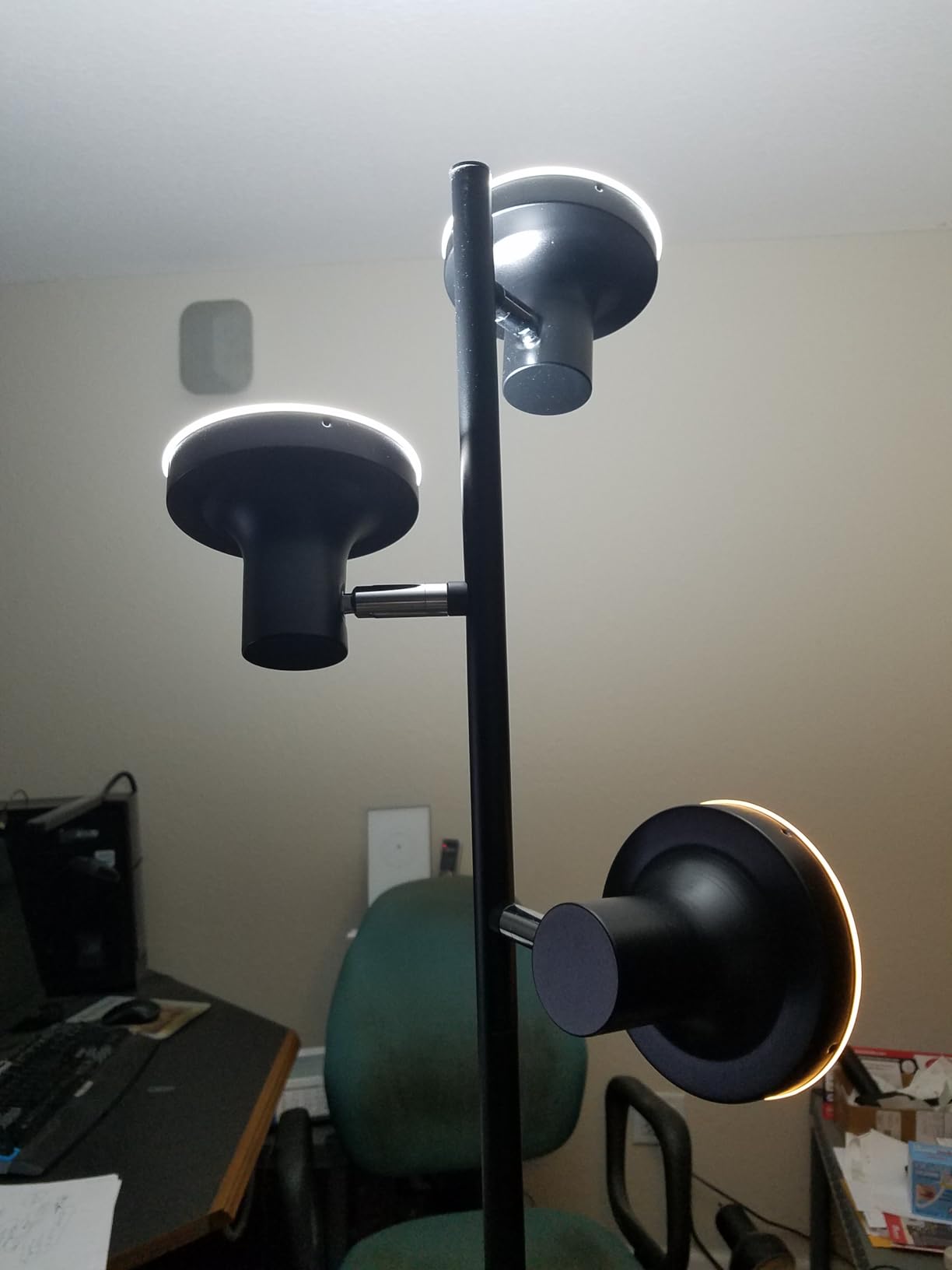 SIBRILLE 36W LED Tree Floor Lamp, Modern Dimmable Standing Lamp with Remote & Touch Control, 4 Color Temperatures, 3 Rotatable LED Light Floor Lamps for Living Room, Bedroom, Office customer photo 2