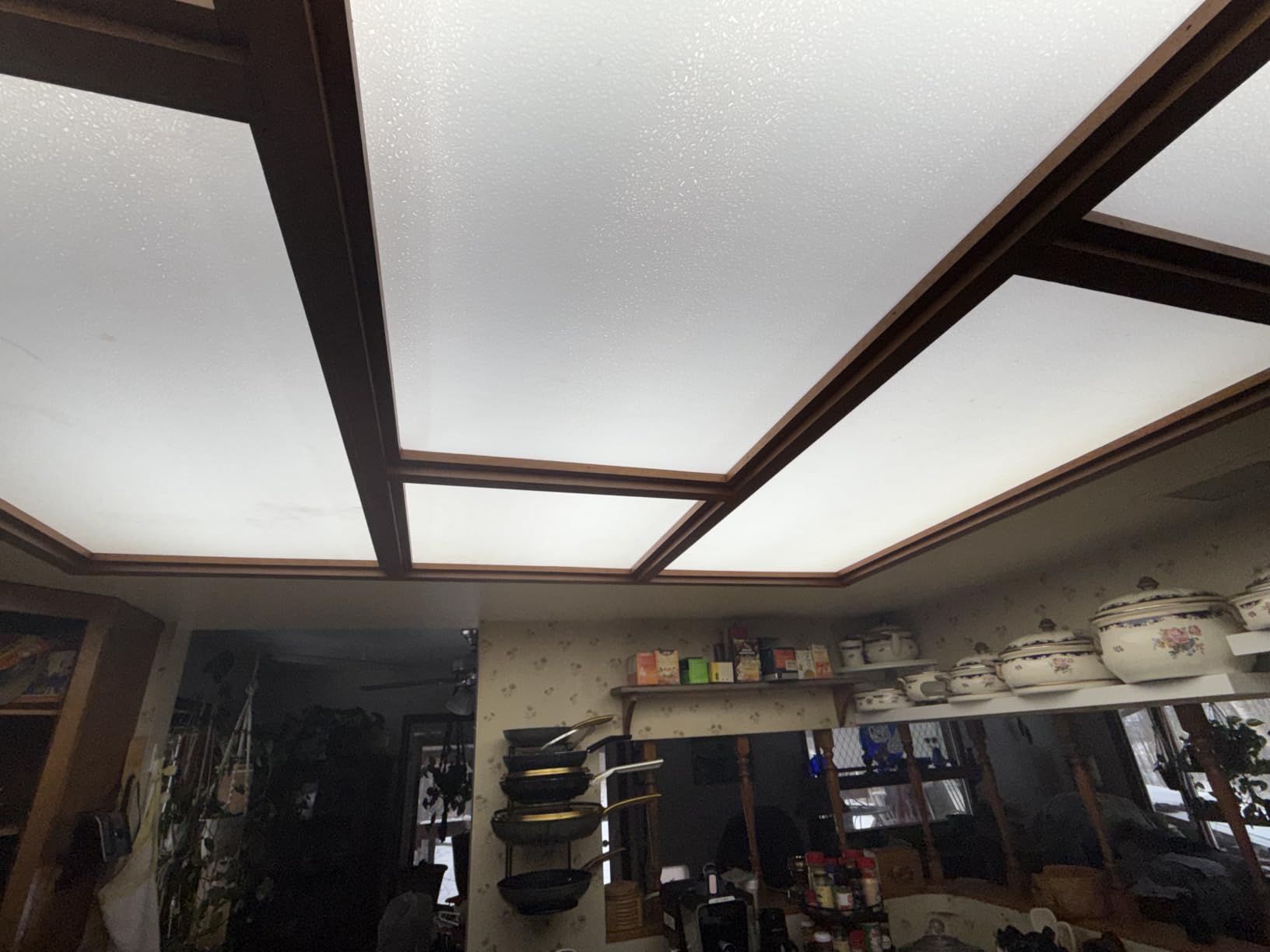 LED Shop Light 4FT, 6000K 50W 7500LM Linkable (12 Pack) | Utility Ceiling Light Fixture, 4 Foot T8 Integrated LED Tube Lights, V Shape High Output, Linkable with On/Off Switch customer photo 1