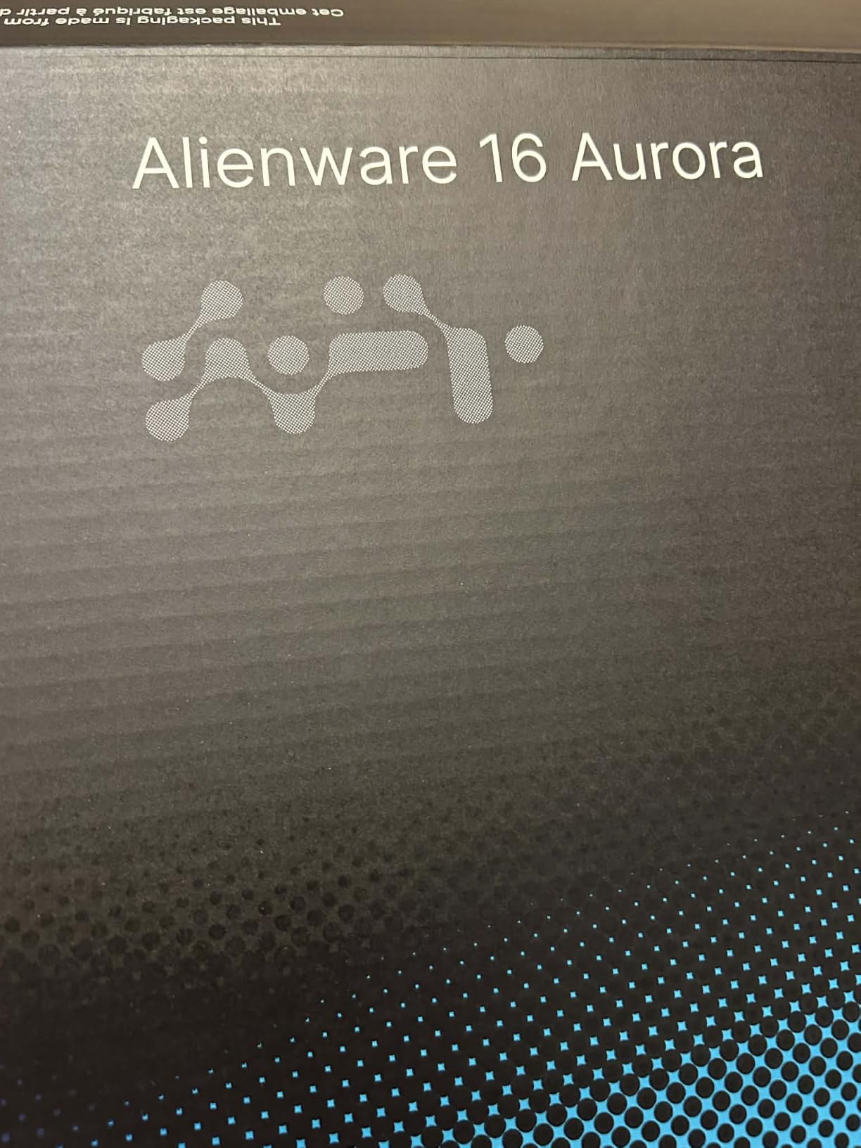 Alienware 16 Aurora Gaming Laptop, RTX 5050, Intel Core 7 240H, WQXGA 120Hz Display, 16GB DDR5 RAM, 1TB SSD customer photo 1
