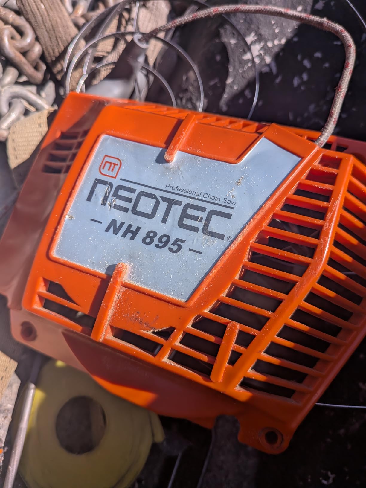 NEO-TEC NH895 94cc Gas Chainsaw 24 Inch 2-Stroke Gas Powered Chain Saw All Parts Compatible with Husqvarna 394 395 394XP 395XP Professional Motosierra De Gasolina for Heavy Duty Tree Cutting Clearing customer photo 2
