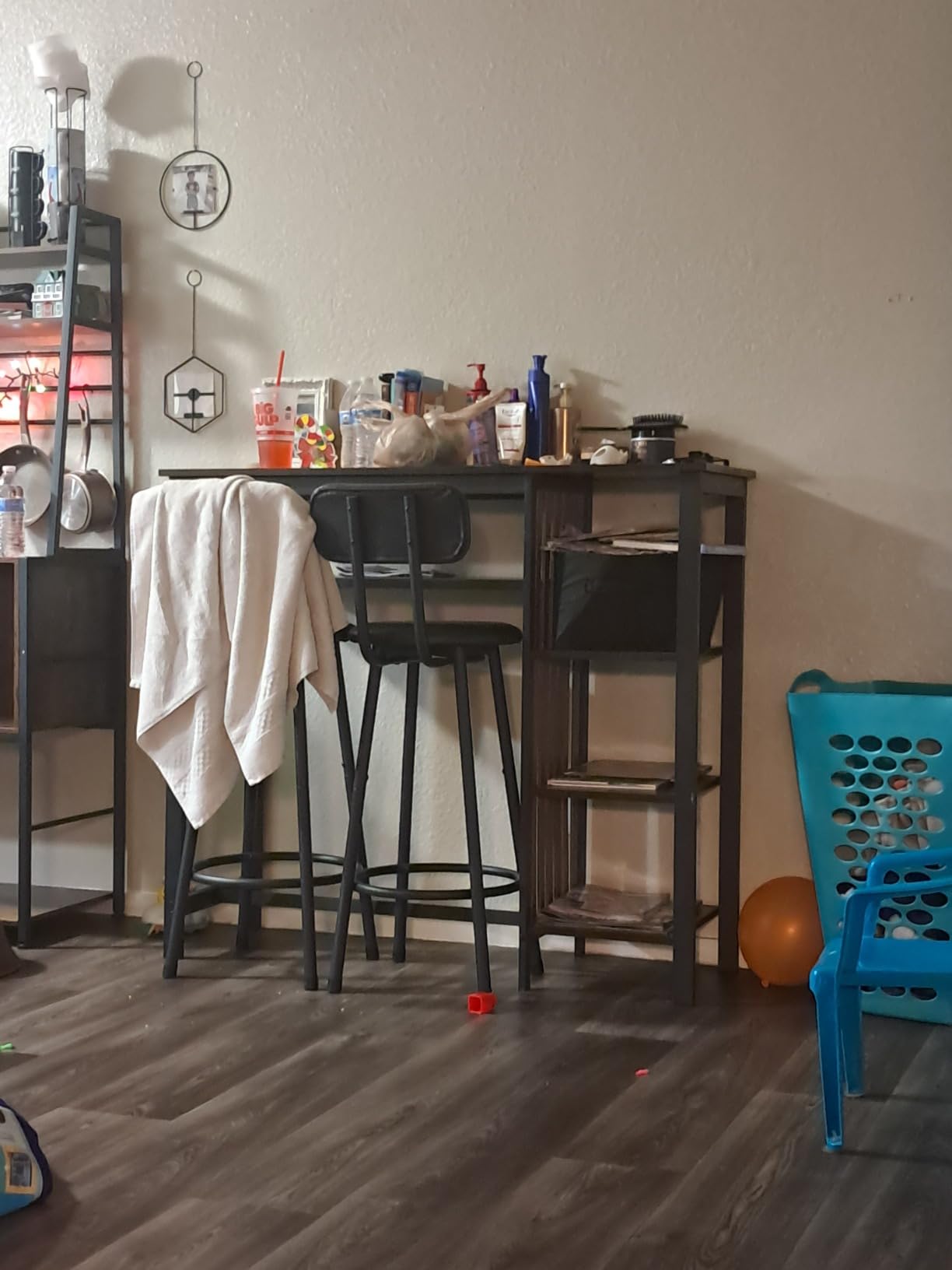 Recaceik 3 Piece Bar Dining Table Set, Modern Bar Table and Stools for 2, Kitchen Counter Height Dining Table Set with 4 Storage, Breakfast Nook Set Pub Table with Backrest customer photo 2