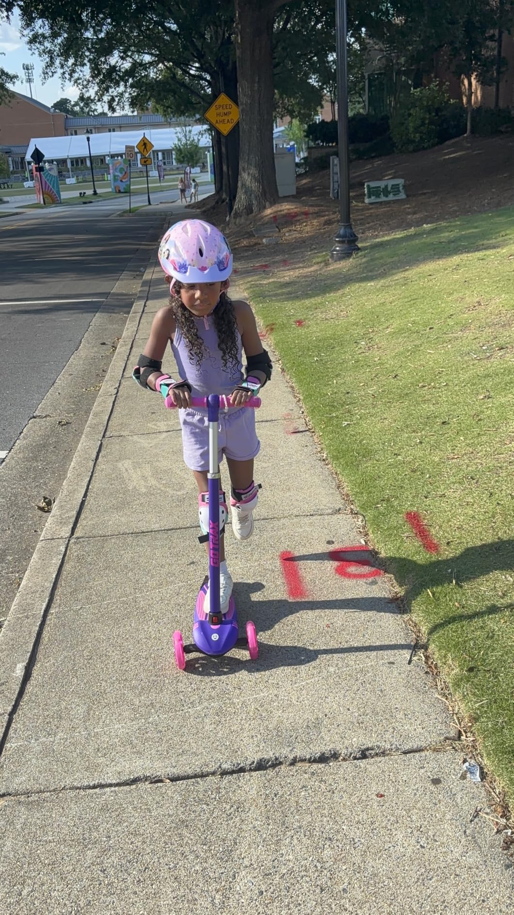 Gotrax KS1 Kids Kick Scooter, 3 Wheels for Boys & Girls 2-8, Gifts customer photo 1