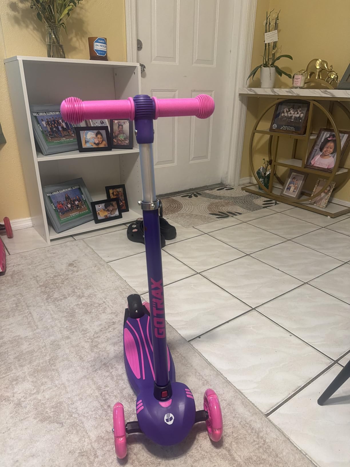 Gotrax KS1 Kids Kick Scooter, 3 Wheels for Boys & Girls 2-8, Gifts customer photo 2