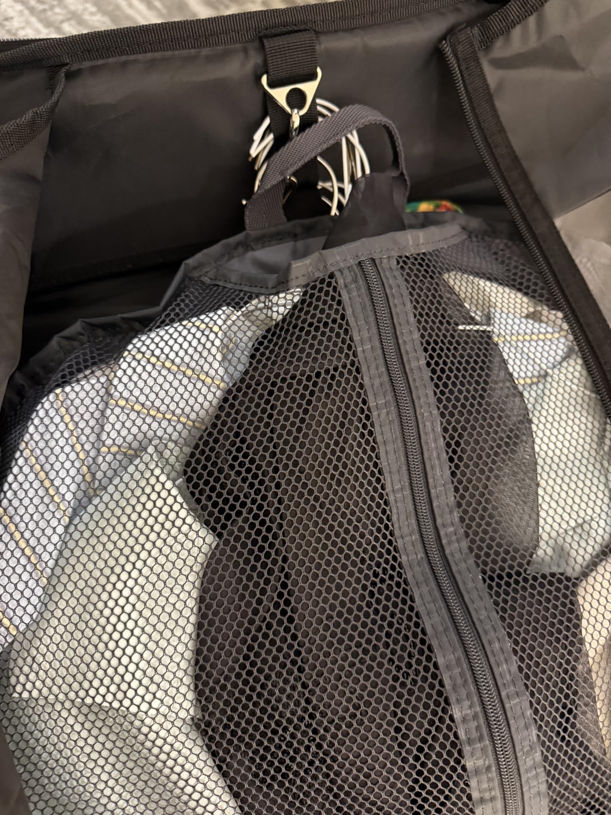 Garment Bag for Travel, Large Carry On Suit Bag for Business Up to 3 Suits, Wrinkle Free Garment Bag for Hanging Clothes with Shoulder Strap, Laptop Compartment, and Wet-Dry Pocket customer photo 2