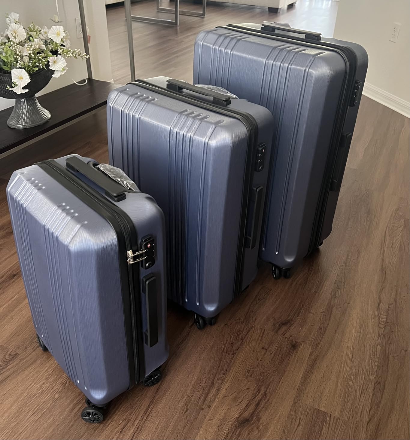 Coolife PC+ABS Hardshell Luggage, TSA Lock, Spinner Wheels, 24in Checked customer photo 2