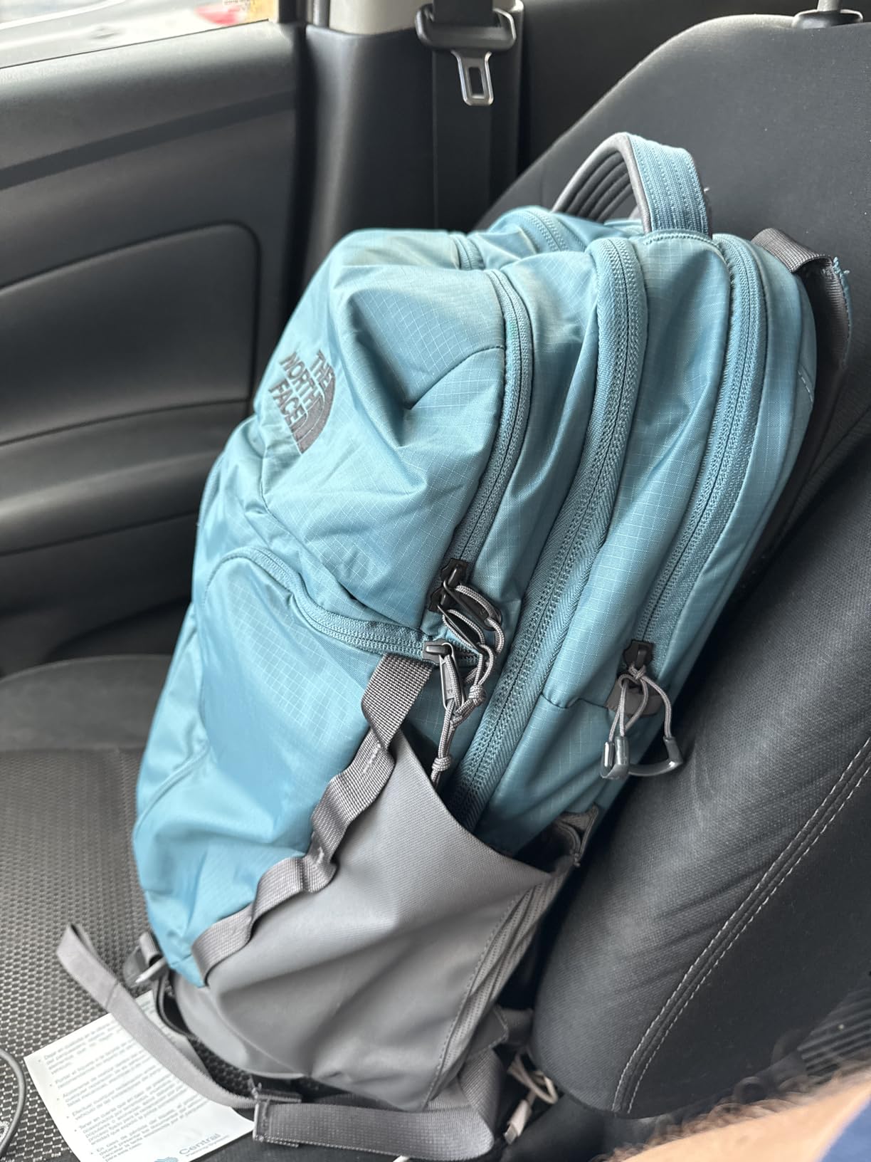 THE NORTH FACE Surge Commuter Laptop Backpack | Daypack With Water Repellent Finish, 16