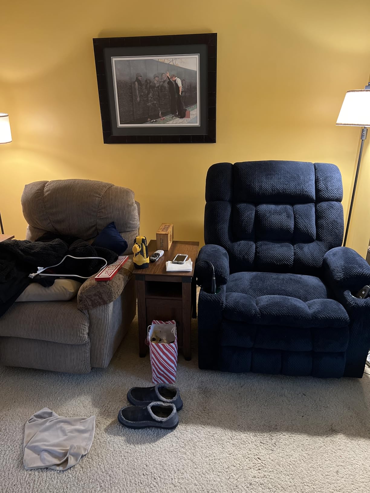 MCombo Small Dual Motor Power Lift Recliner Chair for Petite Elderly, Zero Gravity Lift Chair with Heat and Massage, Infinite Position Lay Flat Recliner, USB Ports, Fabric 7893 (Small, Coffee) customer photo 2