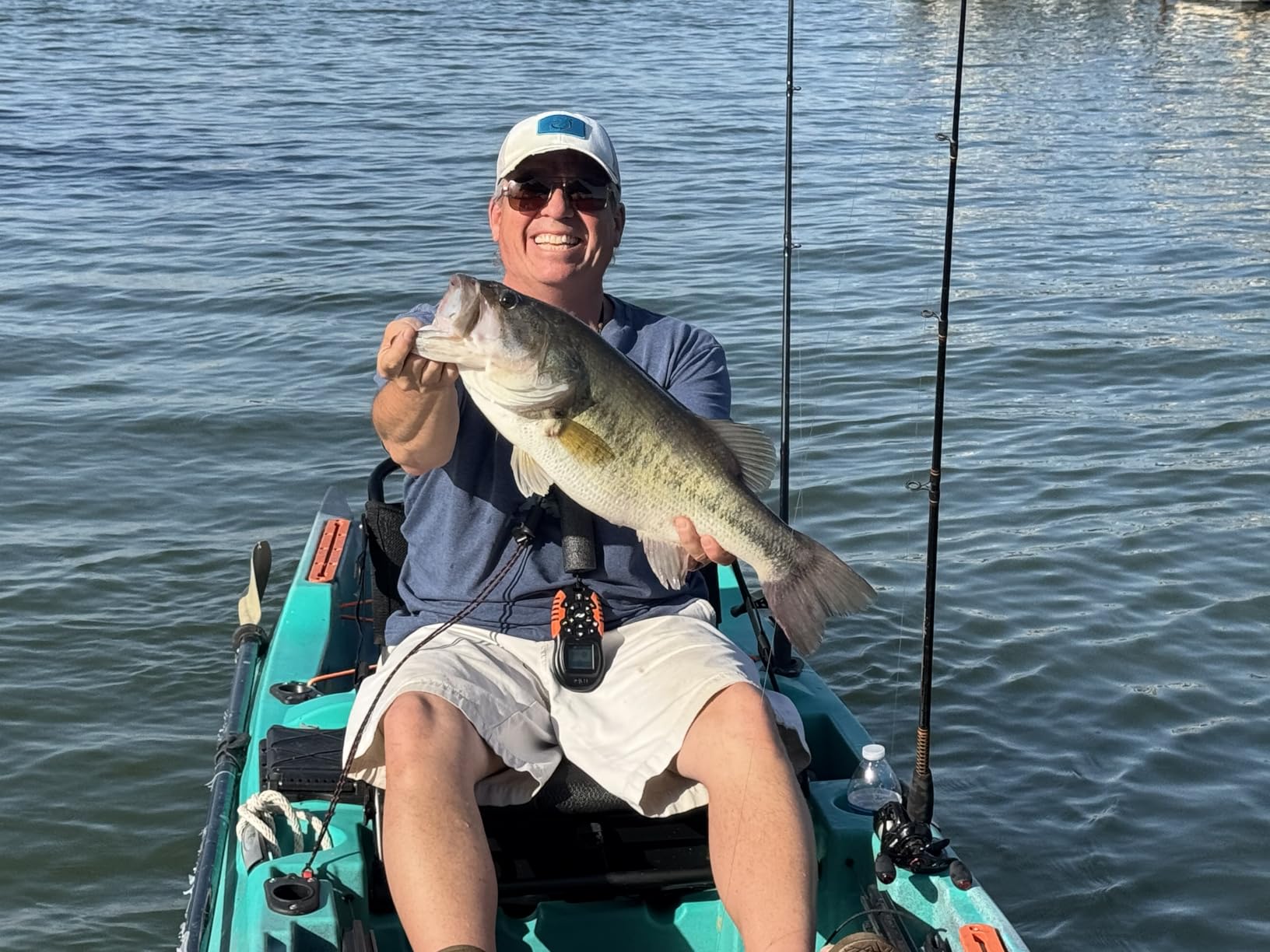 Sportsman 106 Powered by Minn Kota Solo Sit-on-Top Fishing Motorized Kayak, with Minn Kota Motor, 10 ft 6 in customer photo 1
