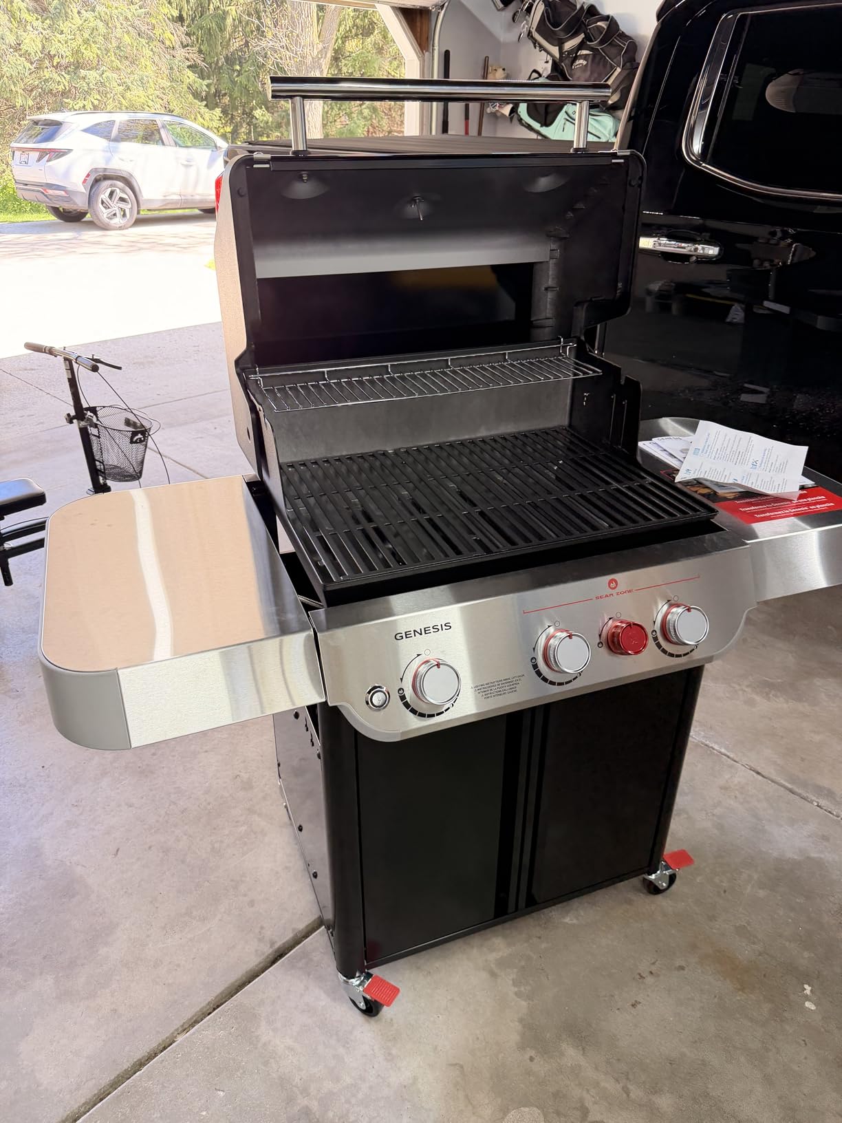 Weber Genesis E-325 Liquid Propane Gas Grill for Outdoor Cooking, 3 Burners, Porcelain-Enameled, Cast-Iron Grates, PureBlu Burners & Sear Zone customer photo 2