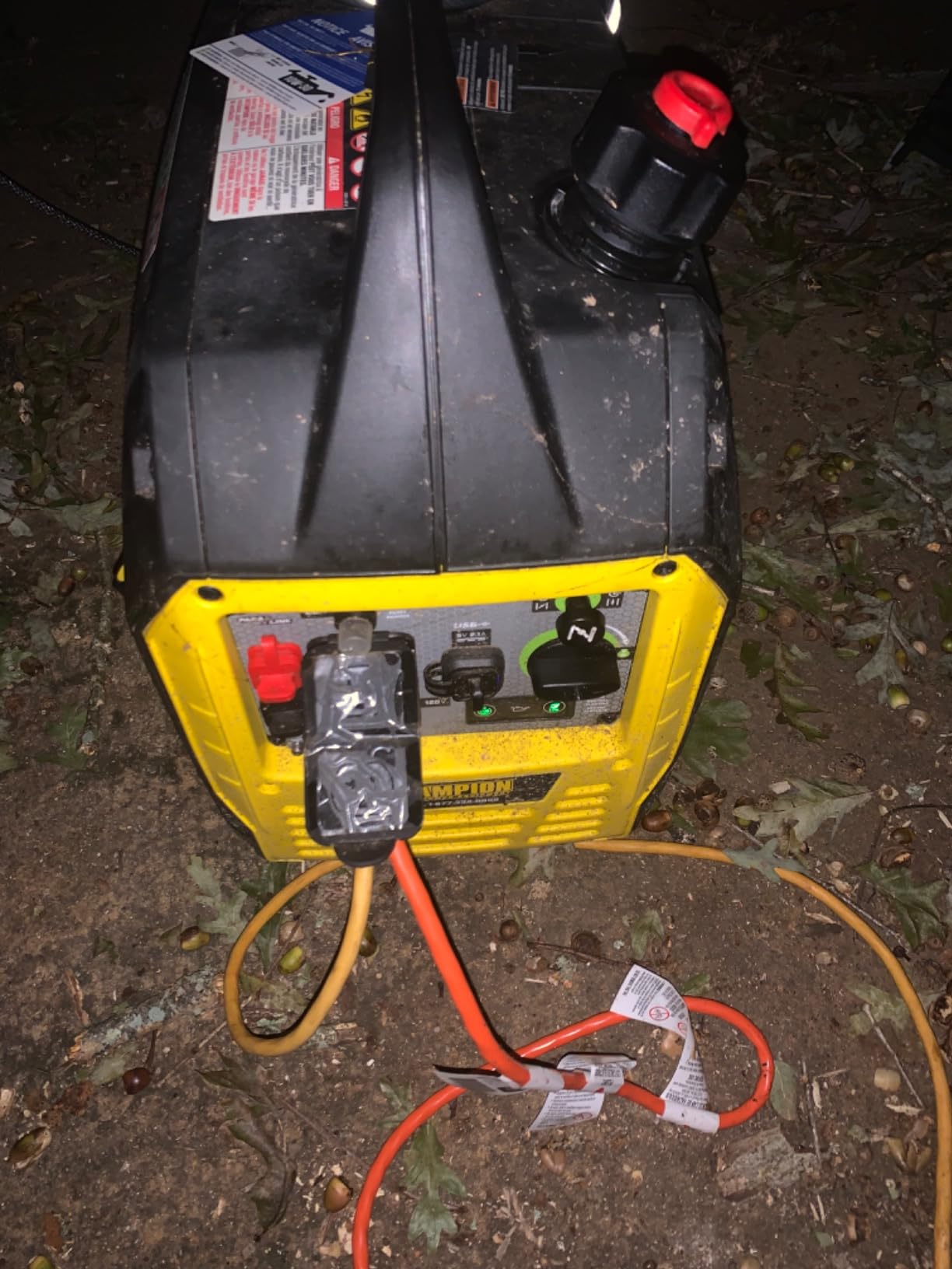 Champion Power Equipment 2500-Watt Ultralight Portable Inverter Generator with Quiet Technology and Free 3-Year Warranty | 39.7 lb, 53 dBA quiet, 1850 running watts, up to 11.5 hr run time, CO Shield auto shutoff, clean power under 3% THD customer photo 2