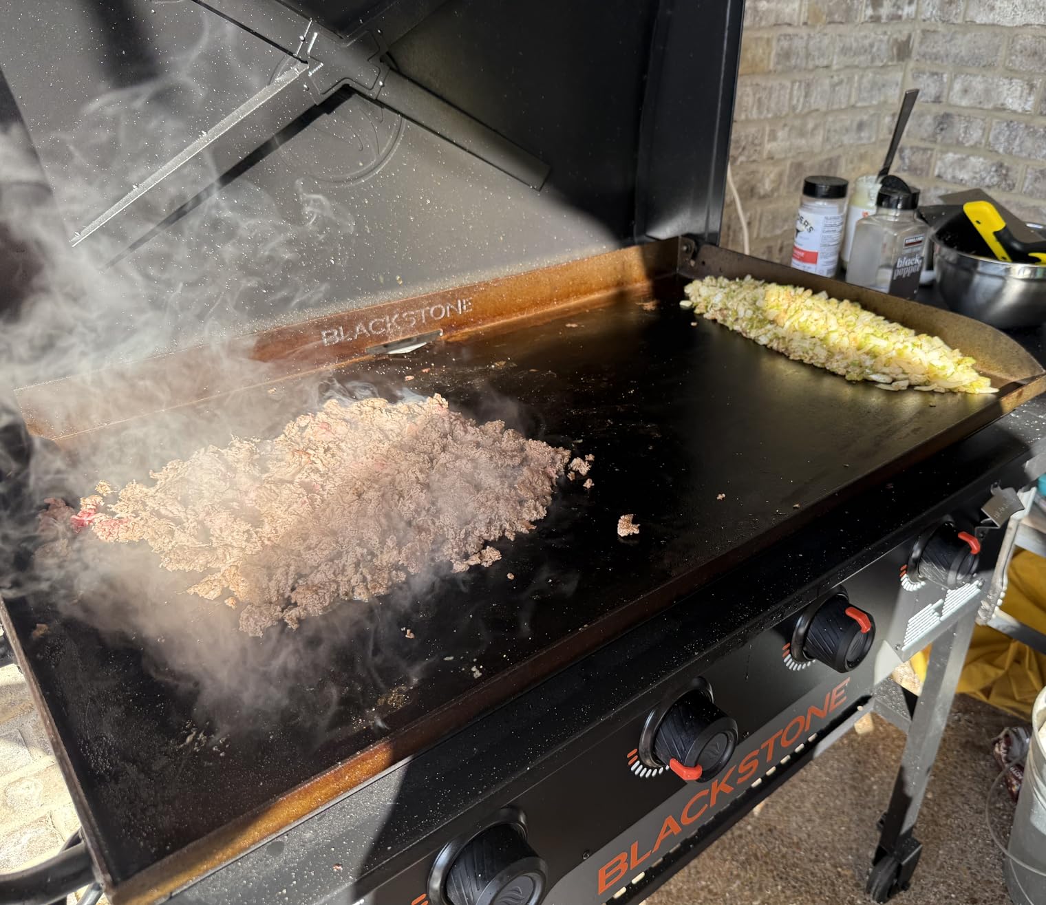 Blackstone Original Portable Griddle with Built-in Hood, Black, 36 Inch customer photo 2