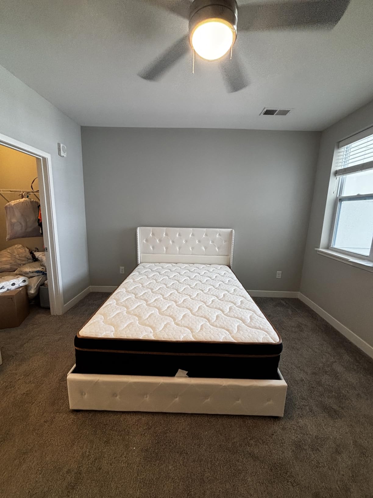 King Size Bed Frame with 4 Storage Drawers and 47.2-Inch Tall Tufted Headboard Linen Upholstered Platform Bed Frame Wingback Beds with Wooden Slats Support, Easy Assembly, Beige customer photo 1