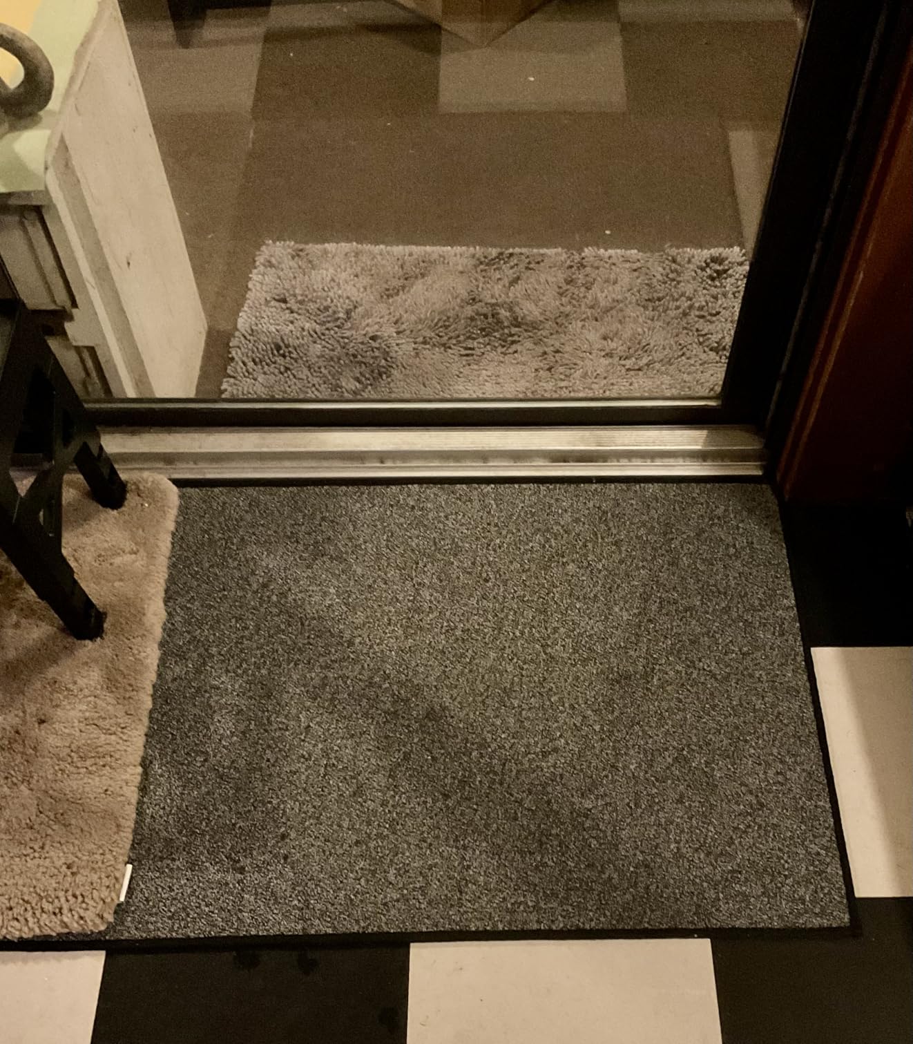 AREDO Runner Rug with Non Slip Rubber Backing, Washable Soft Floor Carpet for Kitchen, Hallway, Entryway Indoor, Bedroom, Laundry, Low Pile Area Rugs, Solid color with Pointillism style, 2*6 ft BLACK customer photo 2